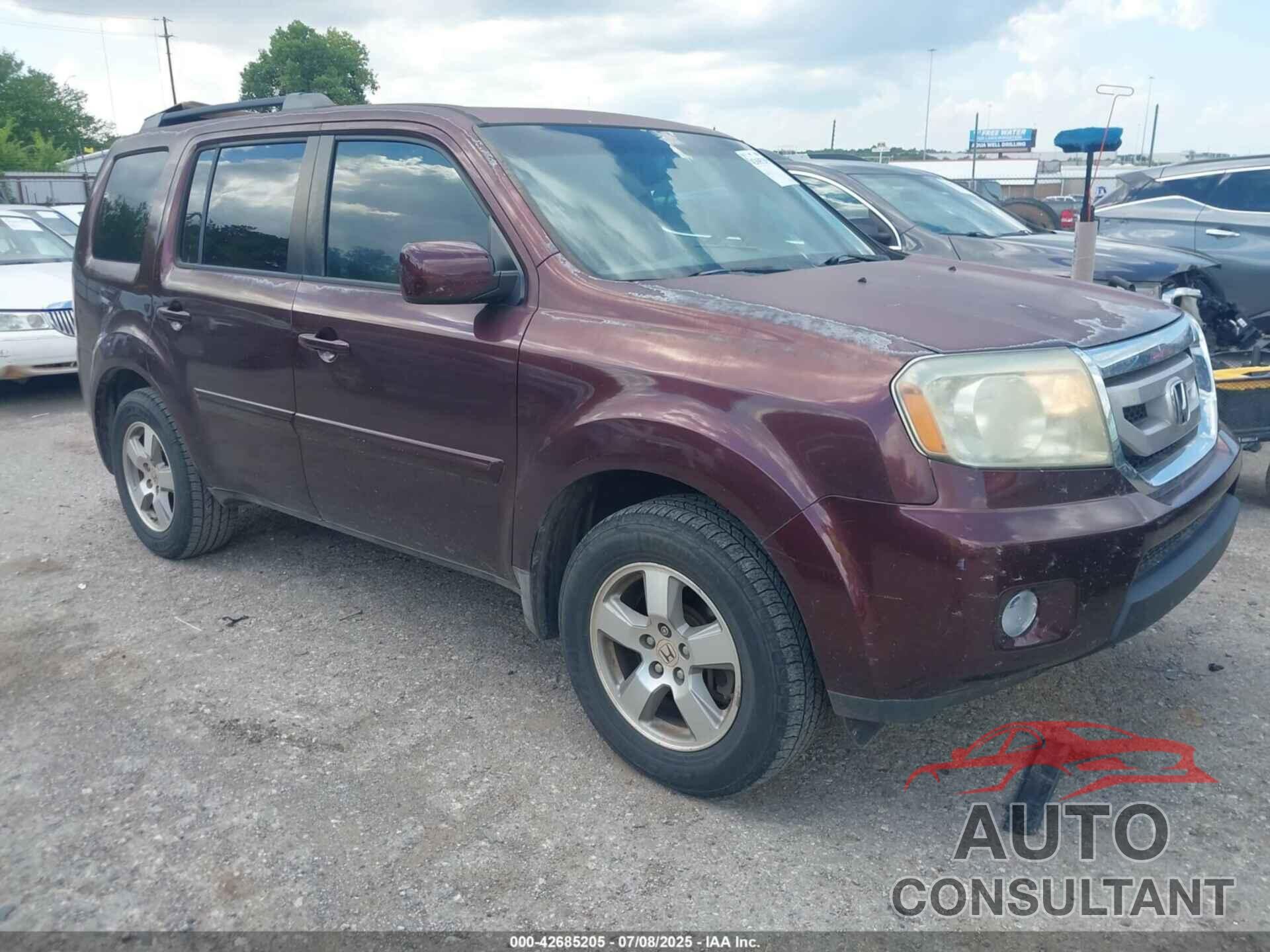 HONDA PILOT 2011 - 5FNYF4H68BB008028