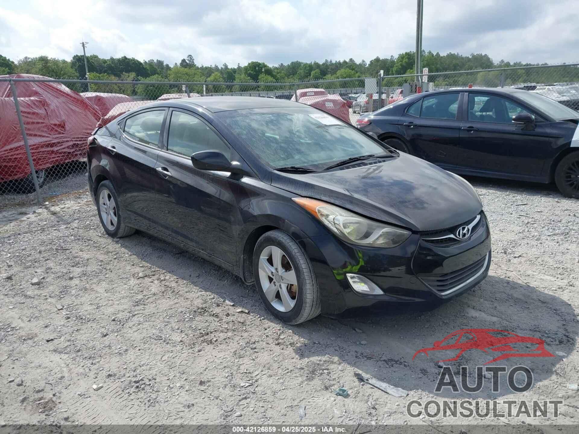 HYUNDAI ELANTRA 2013 - 5NPDH4AE9DH425074