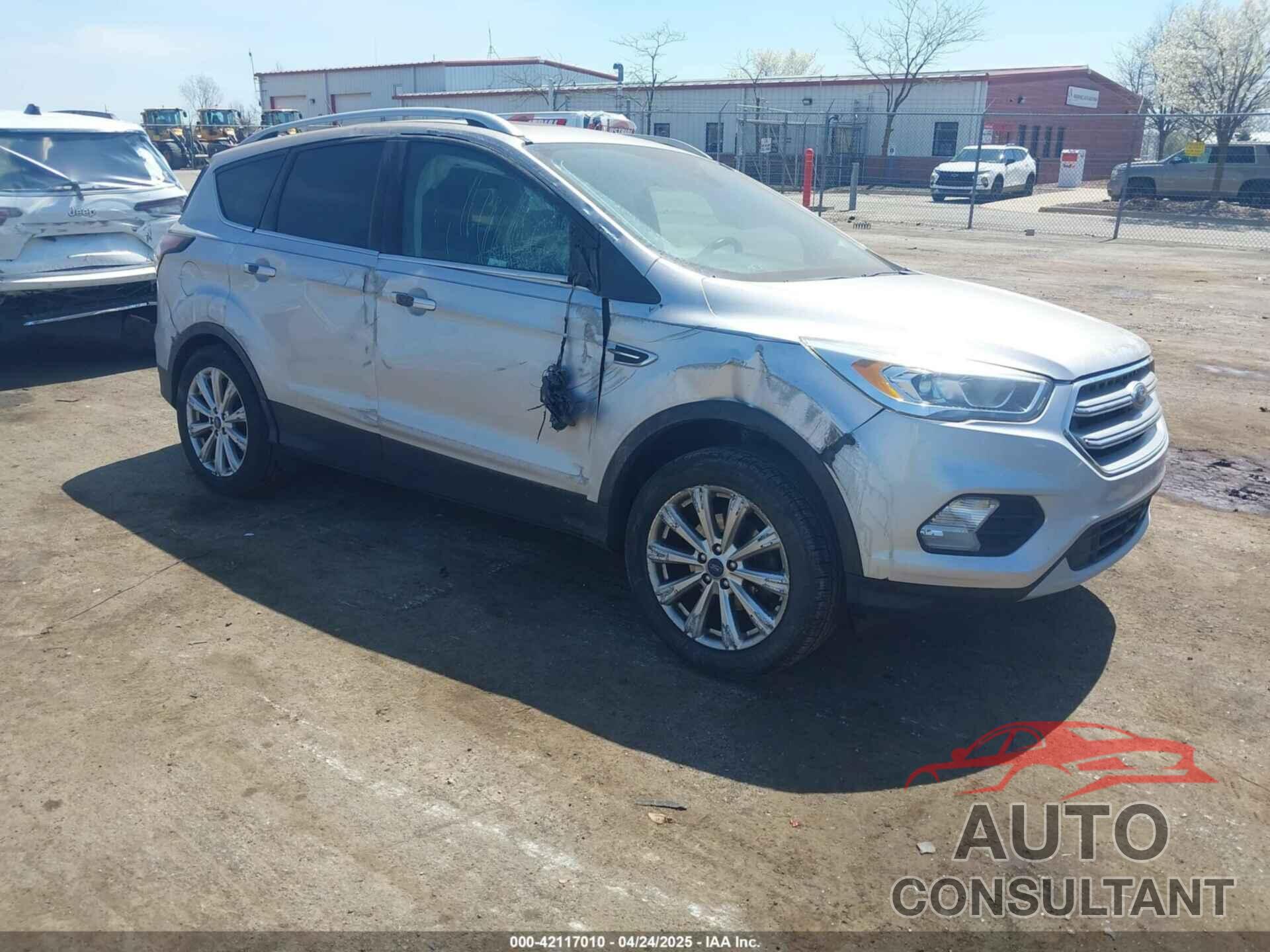 FORD ESCAPE 2017 - 1FMCU0JD4HUD83086