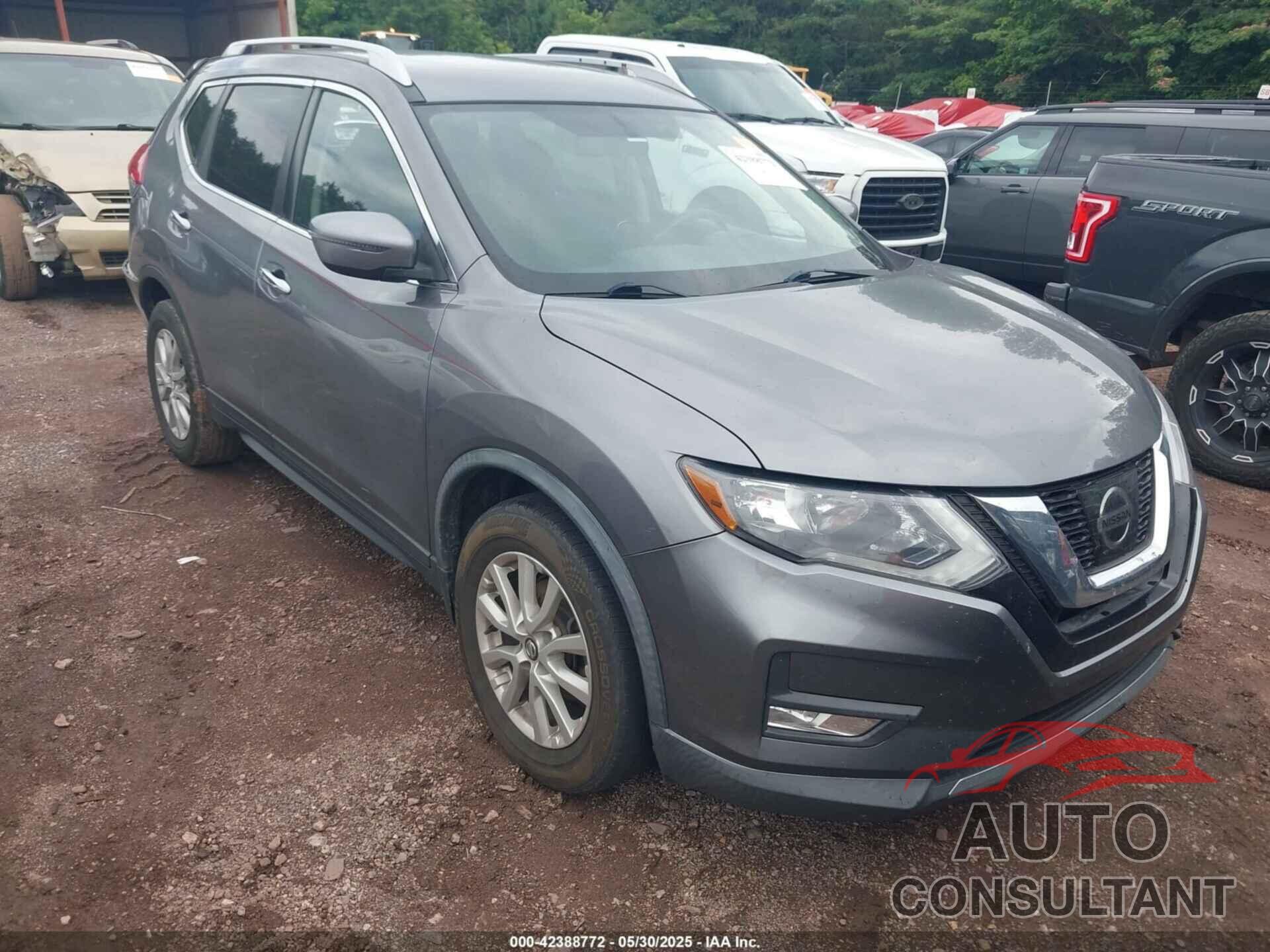 NISSAN ROGUE 2017 - KNMAT2MT2HP609847