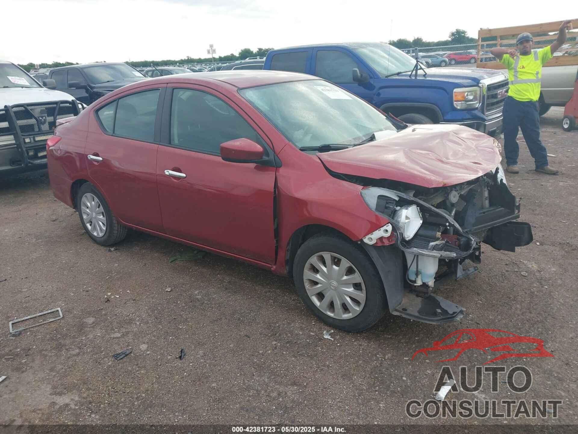 NISSAN VERSA 2017 - 3N1CN7AP2HK463994
