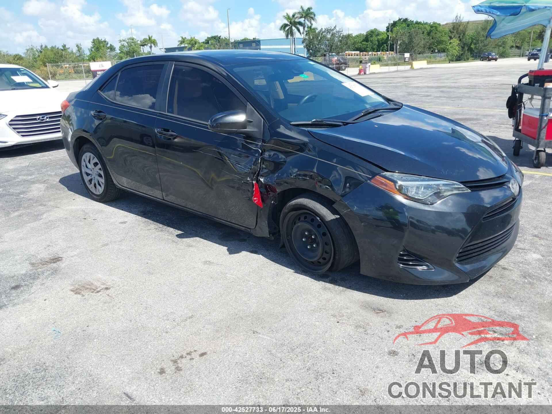 TOYOTA COROLLA 2018 - 2T1BURHE8JC096887