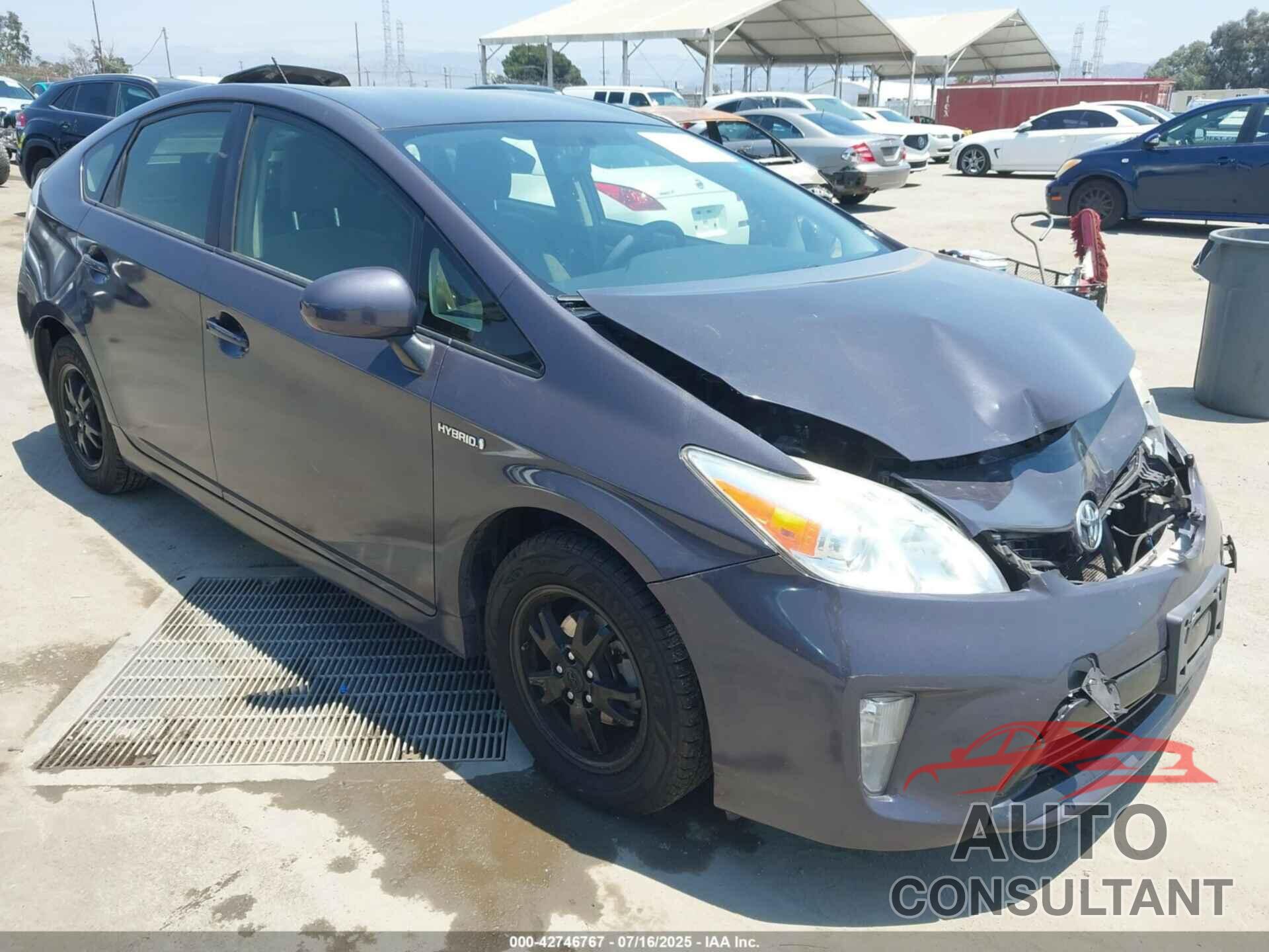 TOYOTA PRIUS 2013 - JTDKN3DUXD1725405