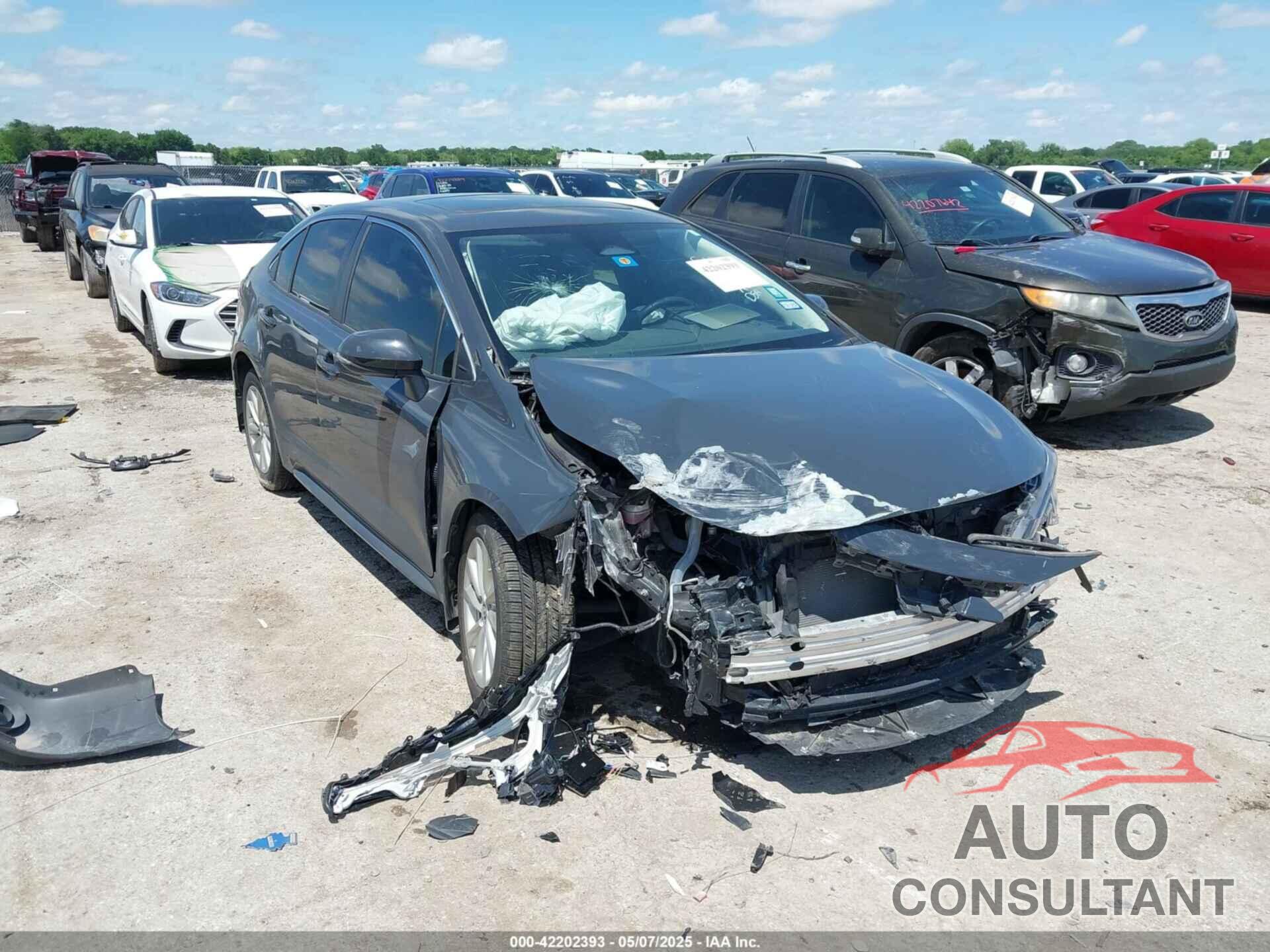 TOYOTA COROLLA 2023 - JTDBCMFE4P3003311