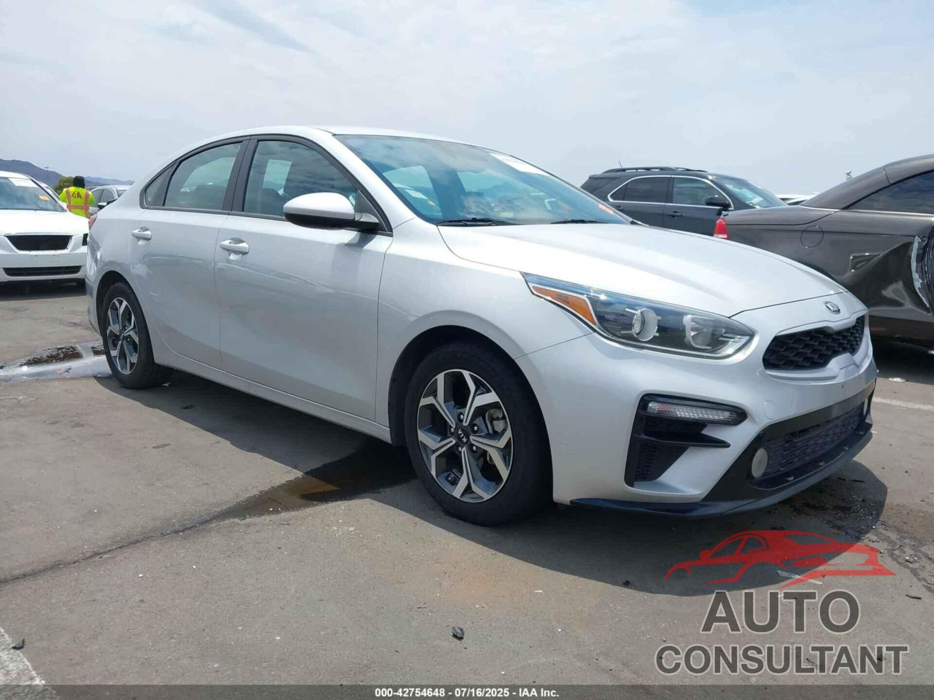 KIA FORTE 2021 - 3KPF24AD8ME322685