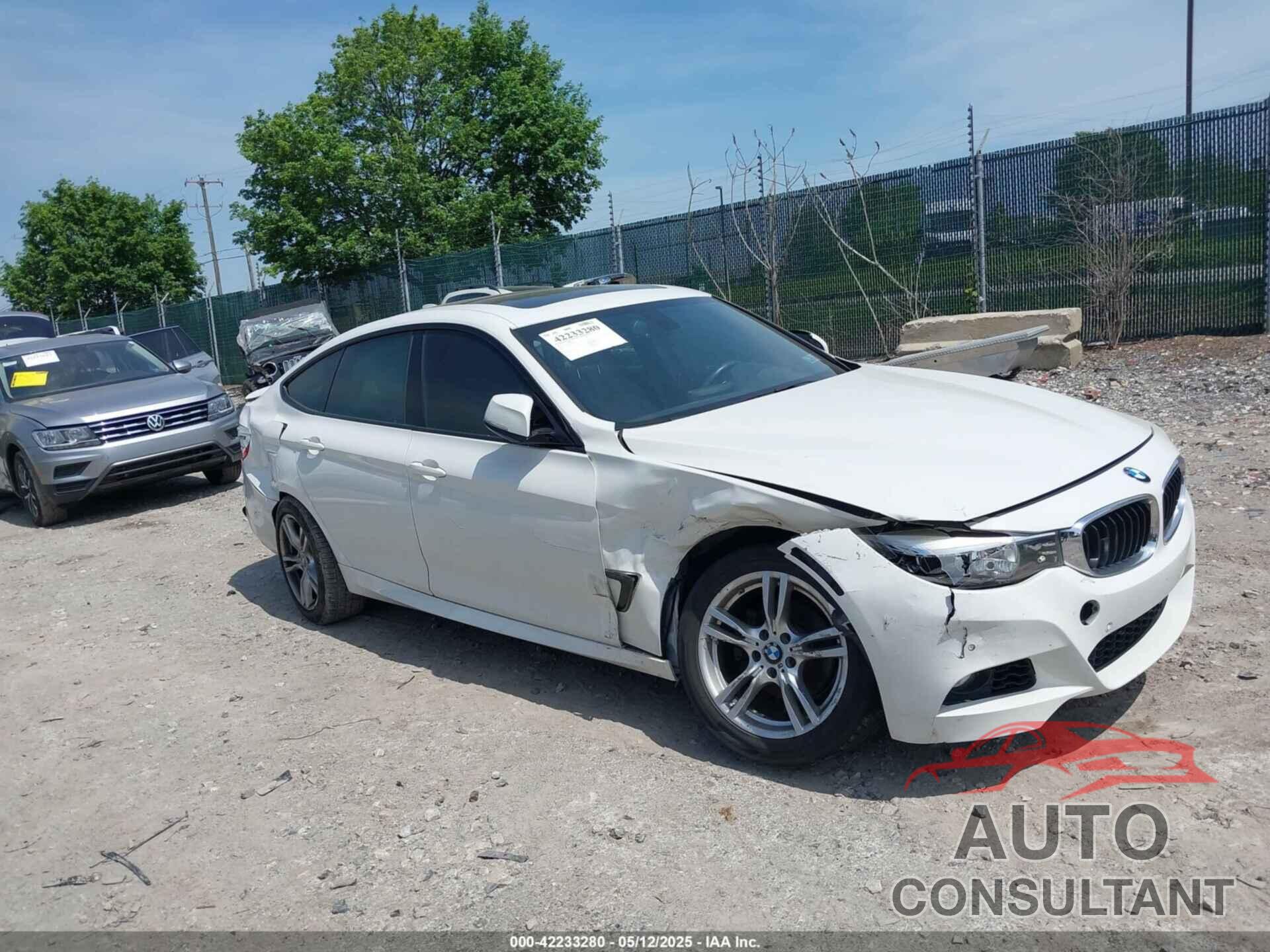 BMW 328I GRAN TURISMO 2015 - WBA3X5C55FD561077