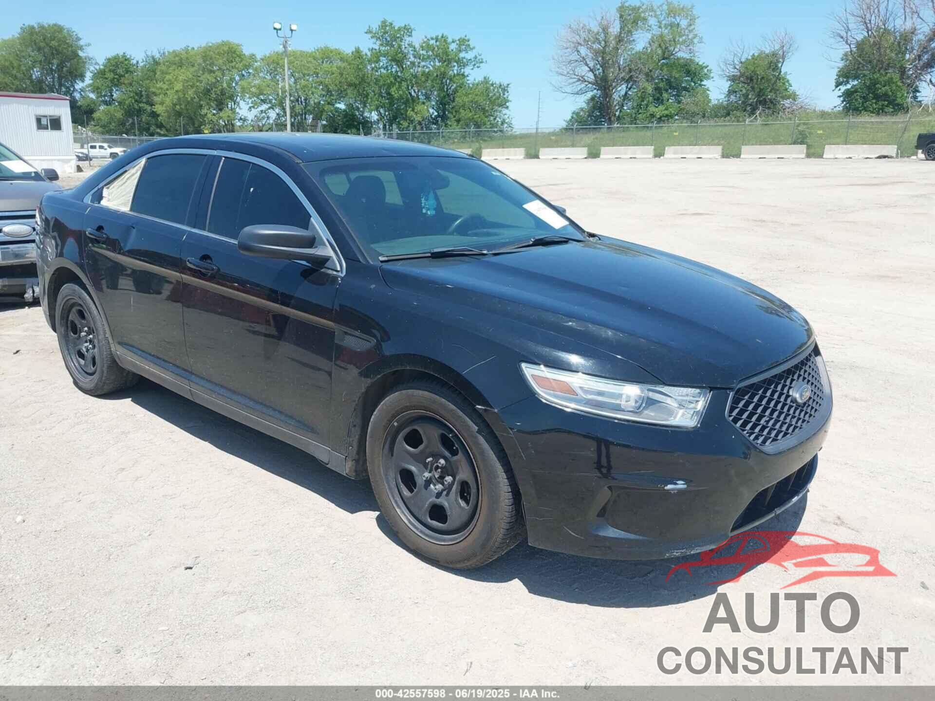 FORD POLICE INTERCEPTOR 2013 - 1FAHP2M86DG148800