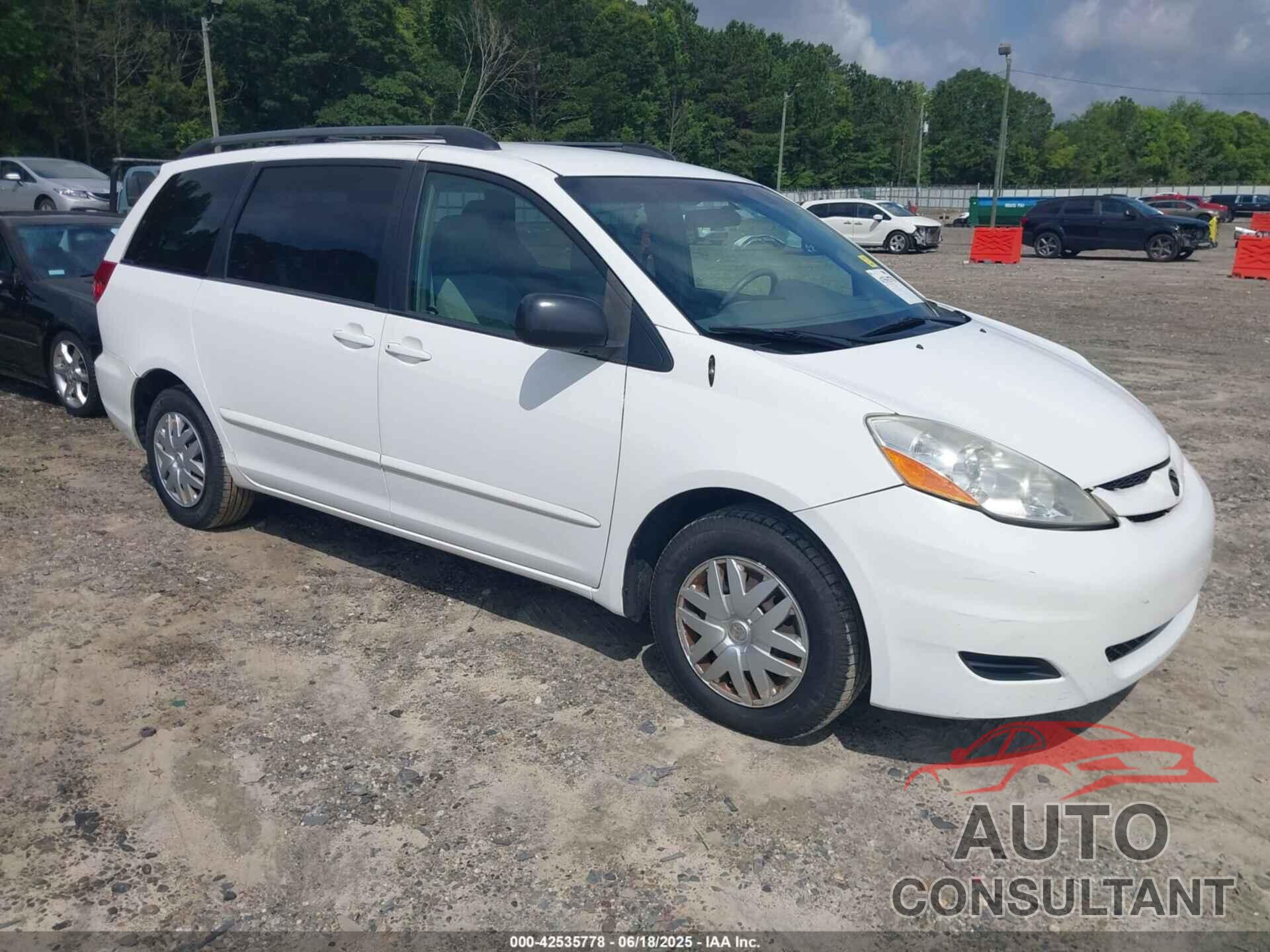TOYOTA SIENNA 2010 - 5TDKK4CC8AS320830