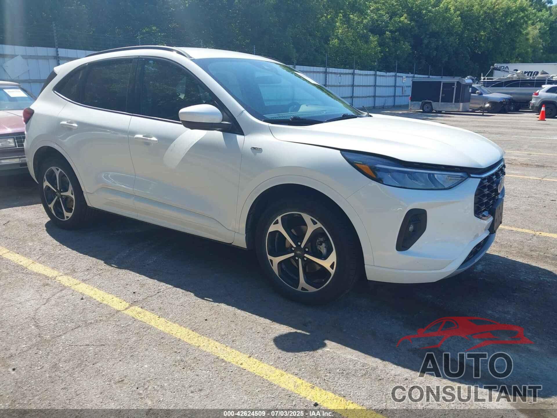 FORD ESCAPE 2023 - 1FMCU9NA3PUA61008