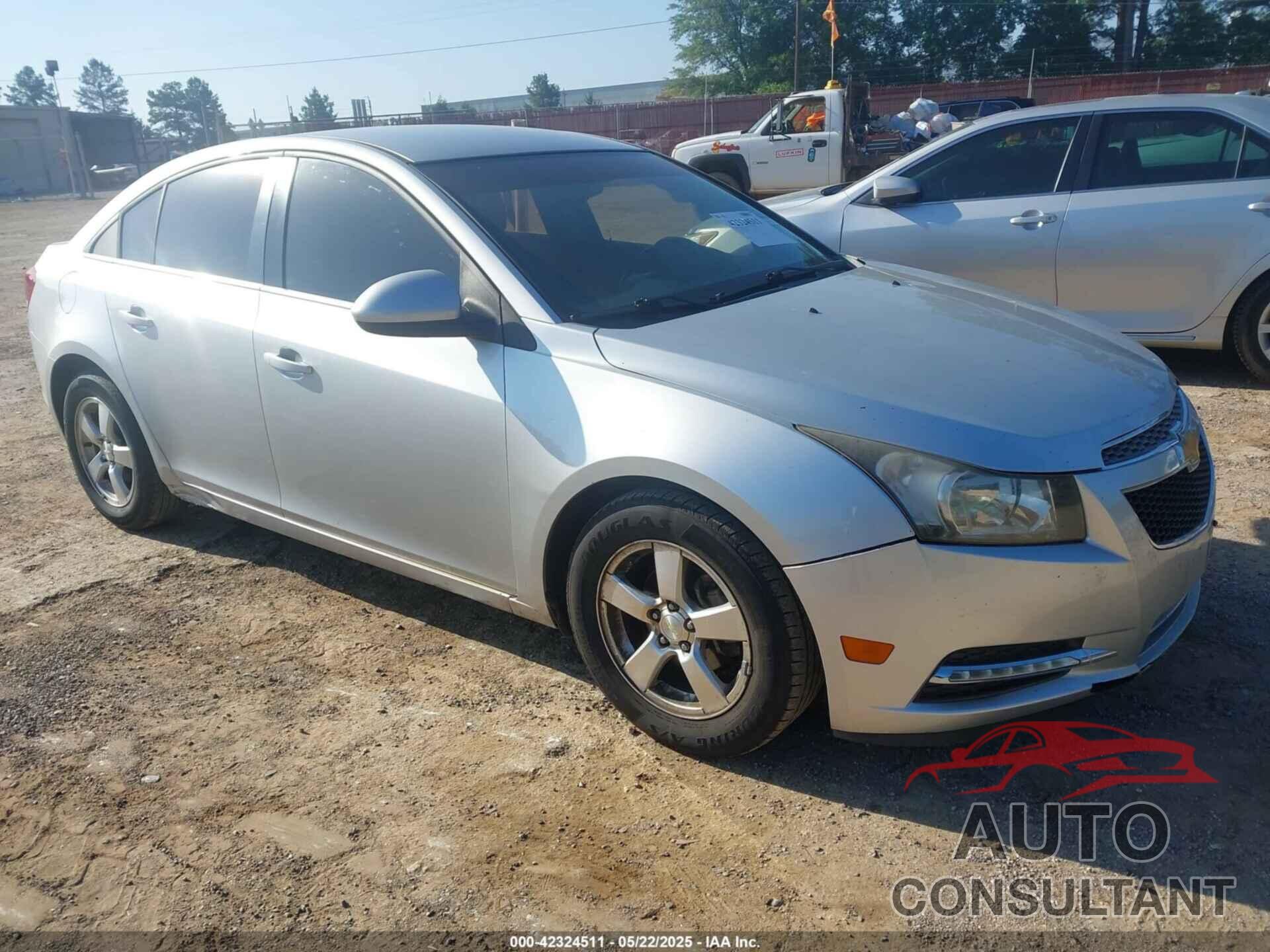 CHEVROLET CRUZE 2014 - 1G1PC5SB9E7168454