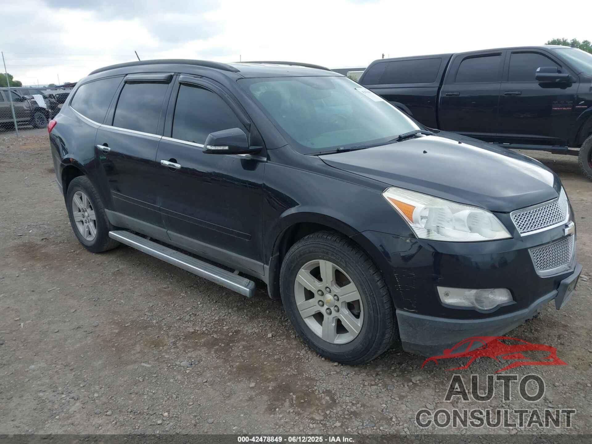 CHEVROLET TRAVERSE 2011 - 1GNKVJED8BJ206845