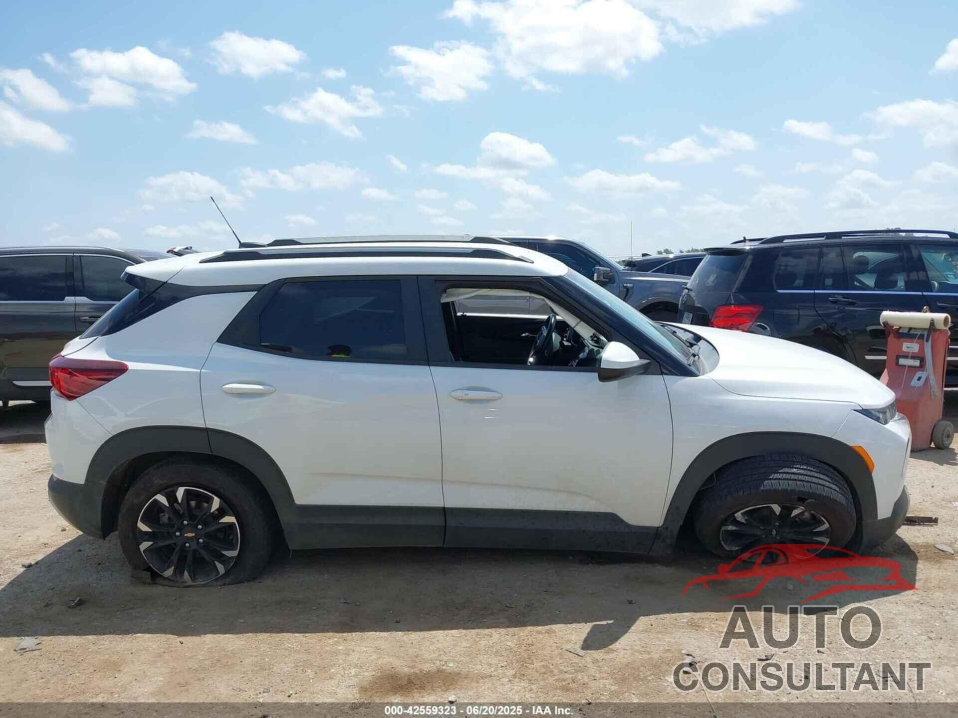 CHEVROLET TRAILBLAZER 2021 - KL79MPSL1MB113152