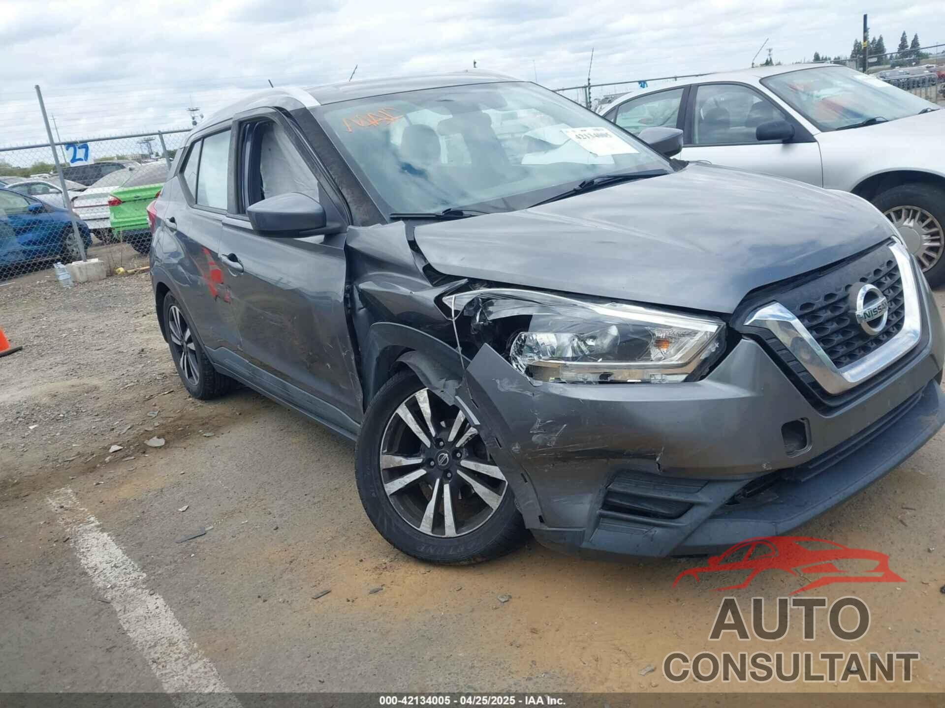 NISSAN KICKS 2018 - 3N1CP5CU2JL544768