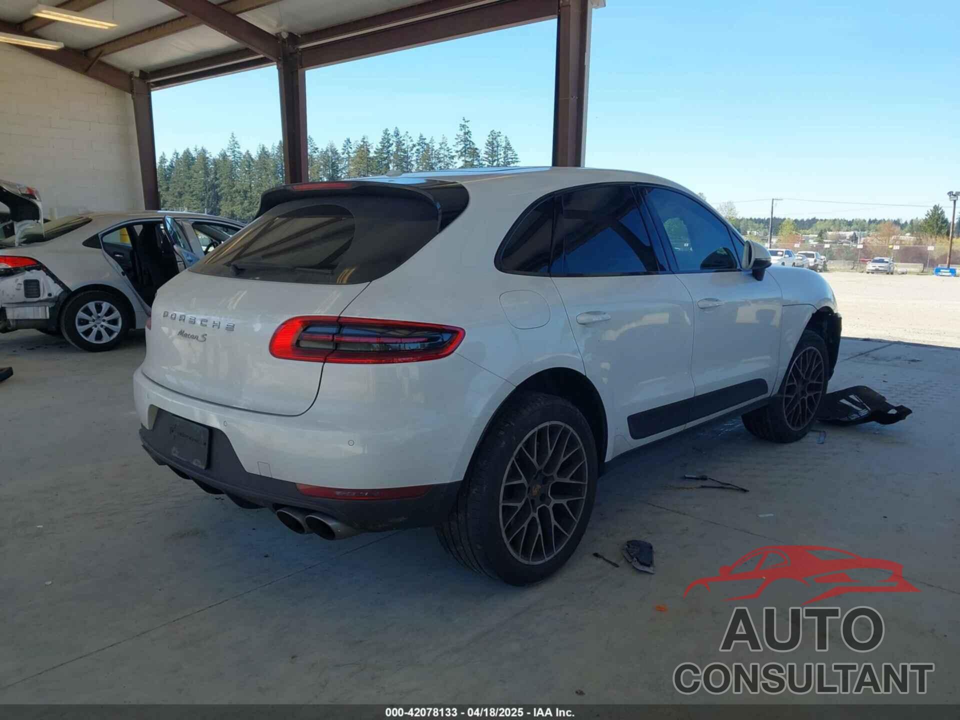 PORSCHE MACAN 2016 - WP1AB2A52GLB53197