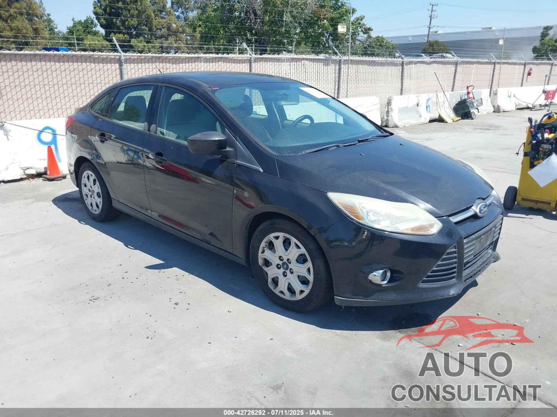 FORD FOCUS 2012 - 1FAHP3F24CL471005