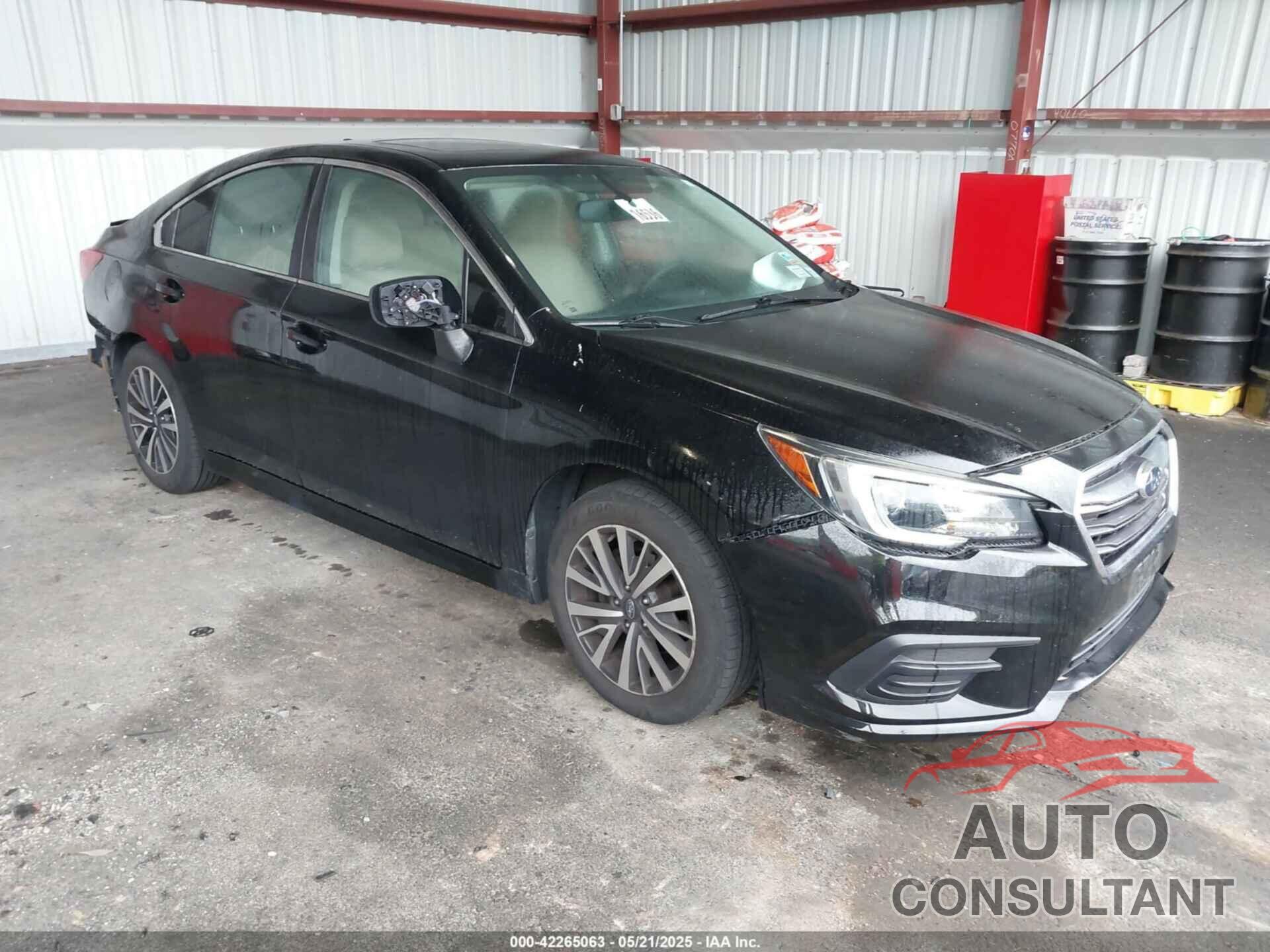 SUBARU LEGACY 2018 - 4S3BNAD63J3019270
