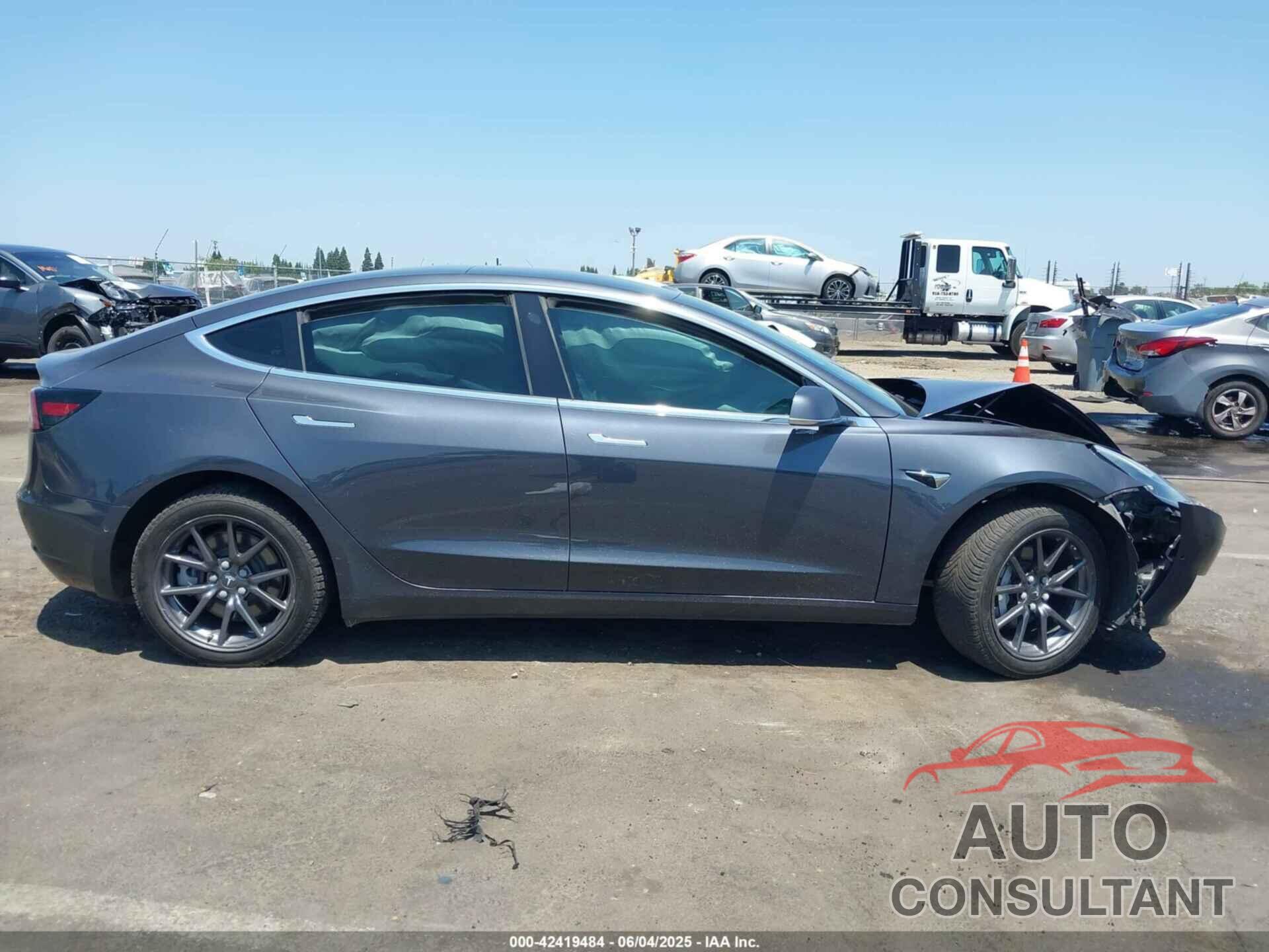 TESLA MODEL 3 2018 - 5YJ3E1EB5JF104159
