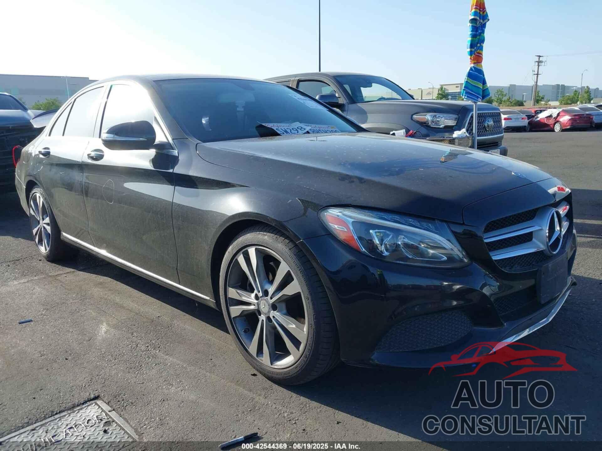 MERCEDES-BENZ C 300 2015 - 55SWF4JB4FU070982