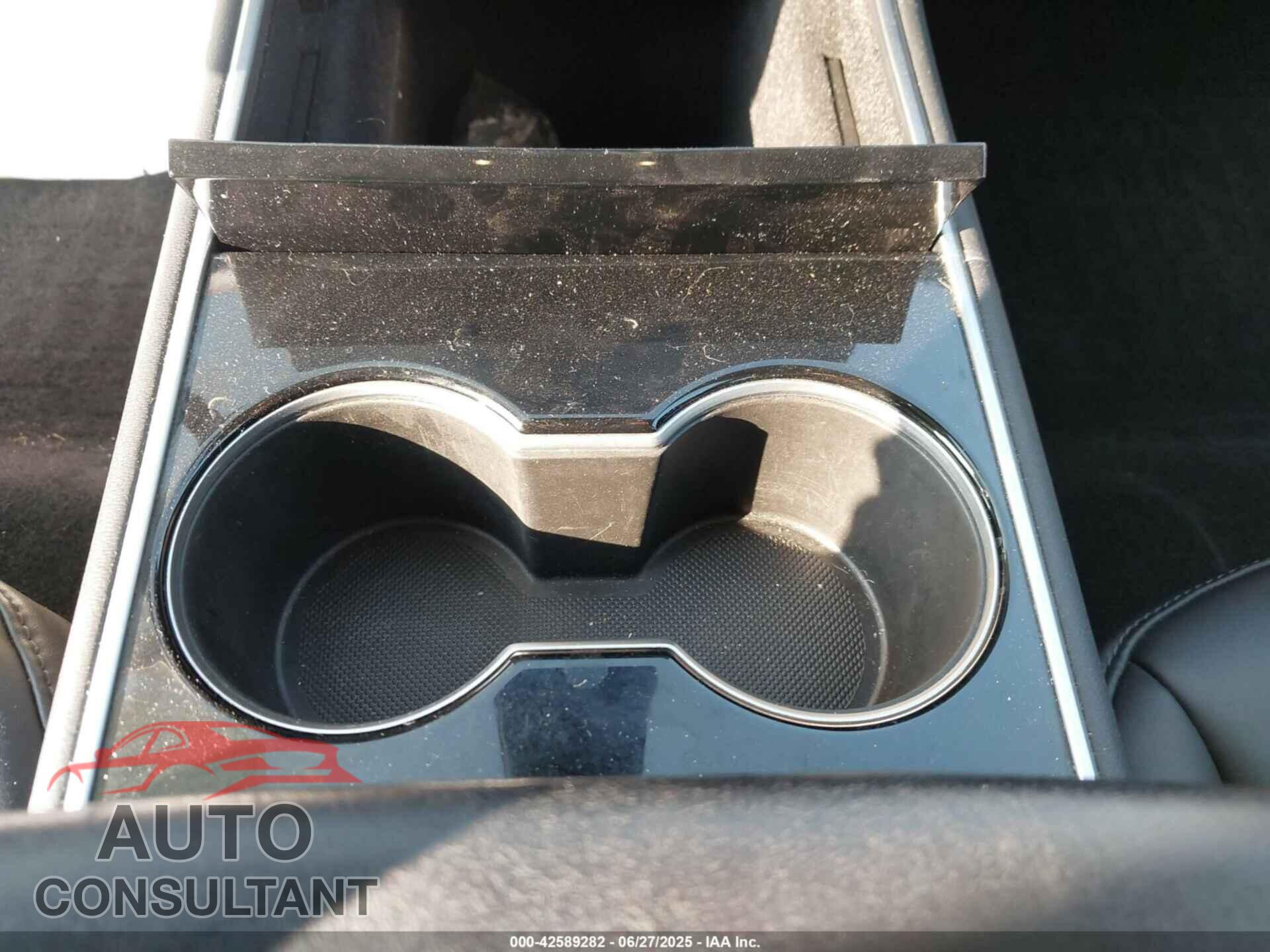 TESLA MODEL 3 2019 - 5YJ3E1EA5KF484399