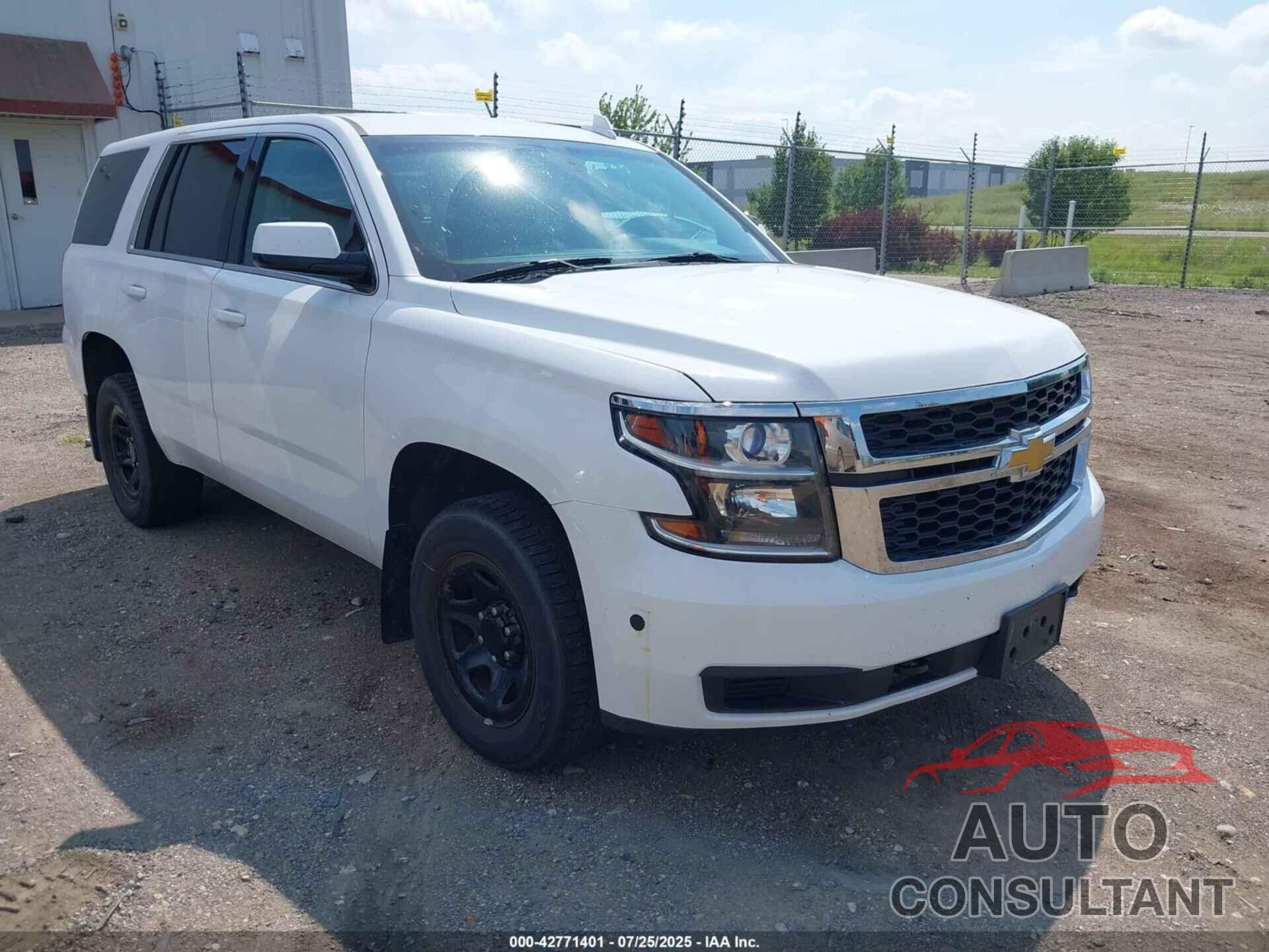CHEVROLET TAHOE 2017 - 1GNSKDECXHR205191