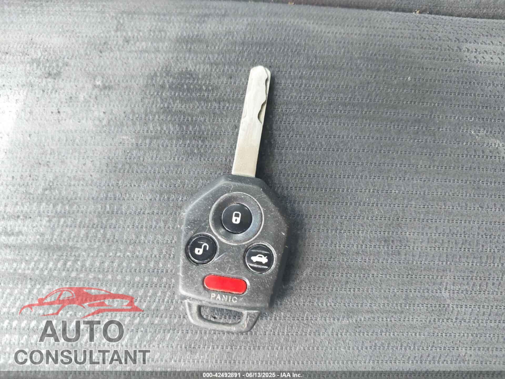 SUBARU OUTBACK 2013 - 4S4BRBAC4D3265152