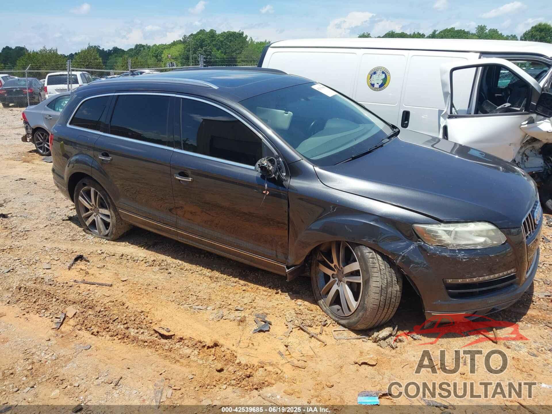 AUDI Q7 2010 - WA1LMAFE4AD003630