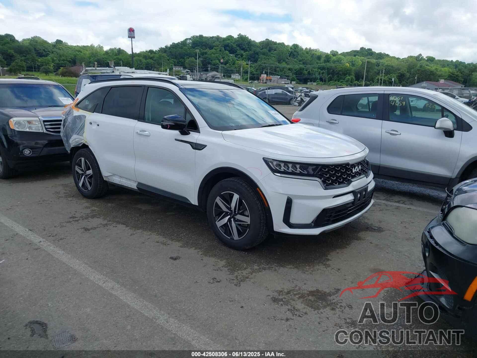 KIA SORENTO 2022 - 5XYRL4LC8NG138849