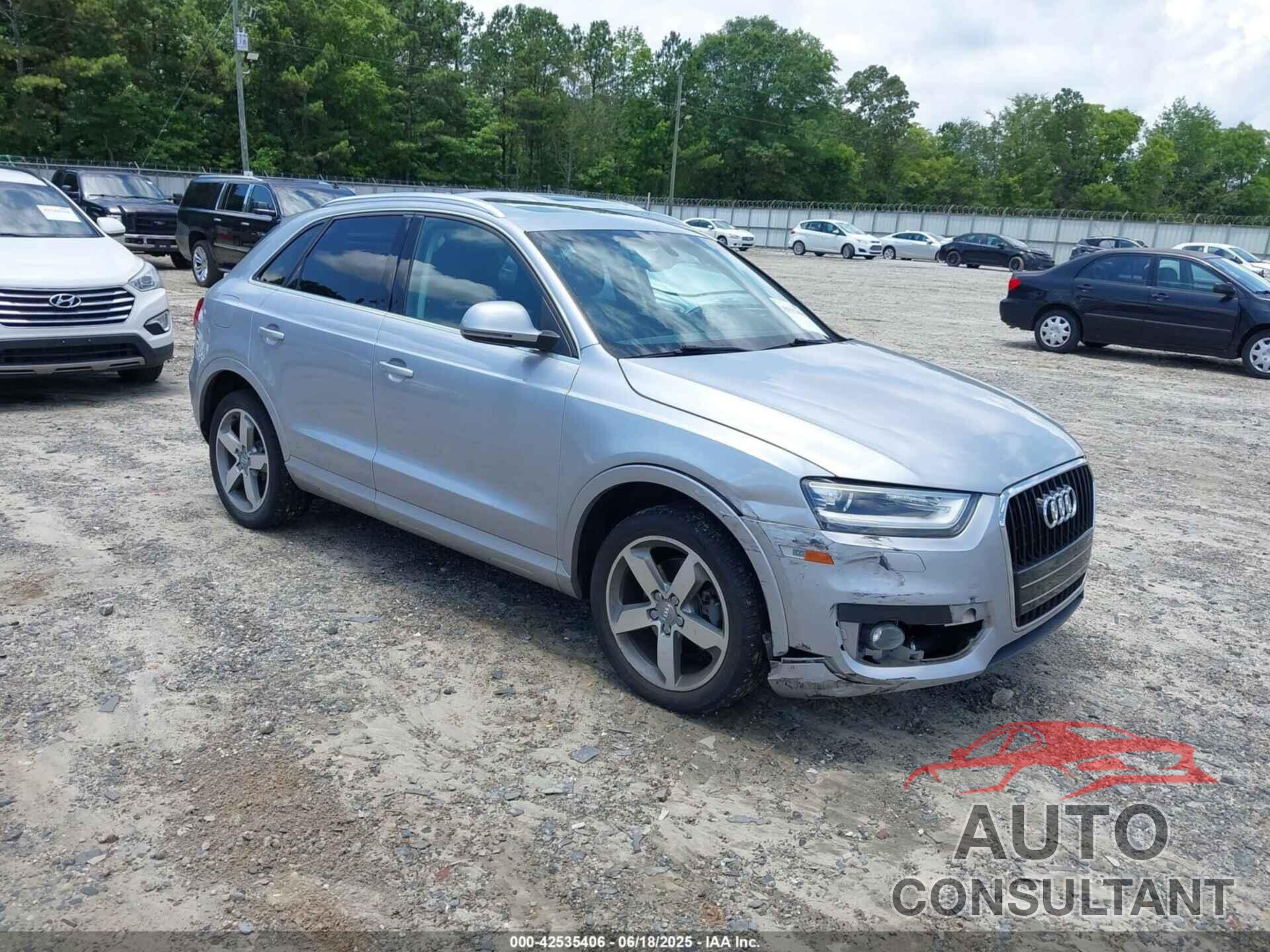 AUDI Q3 2015 - WA1BFCFS7FR009696