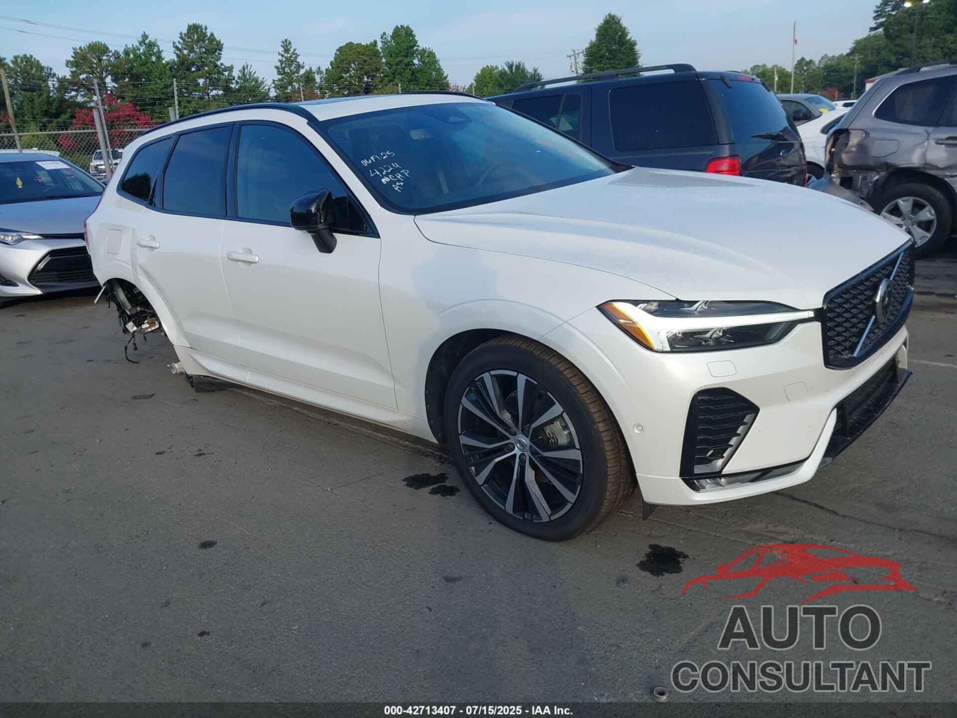 VOLVO XC60 2024 - YV4L12RL5R1904224