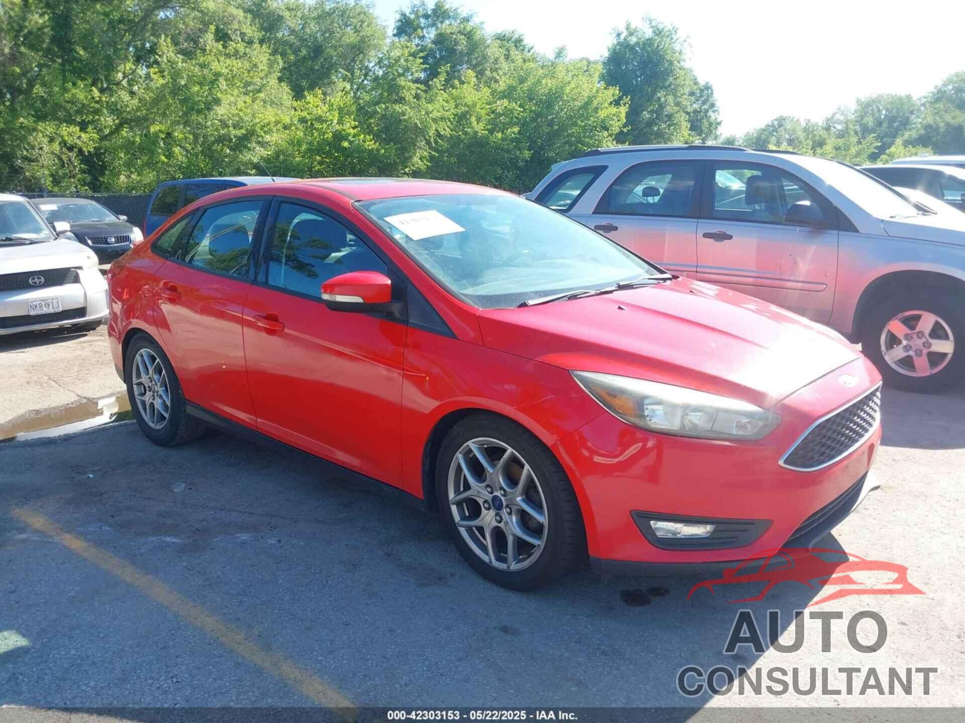 FORD FOCUS 2015 - 1FADP3F25FL320046