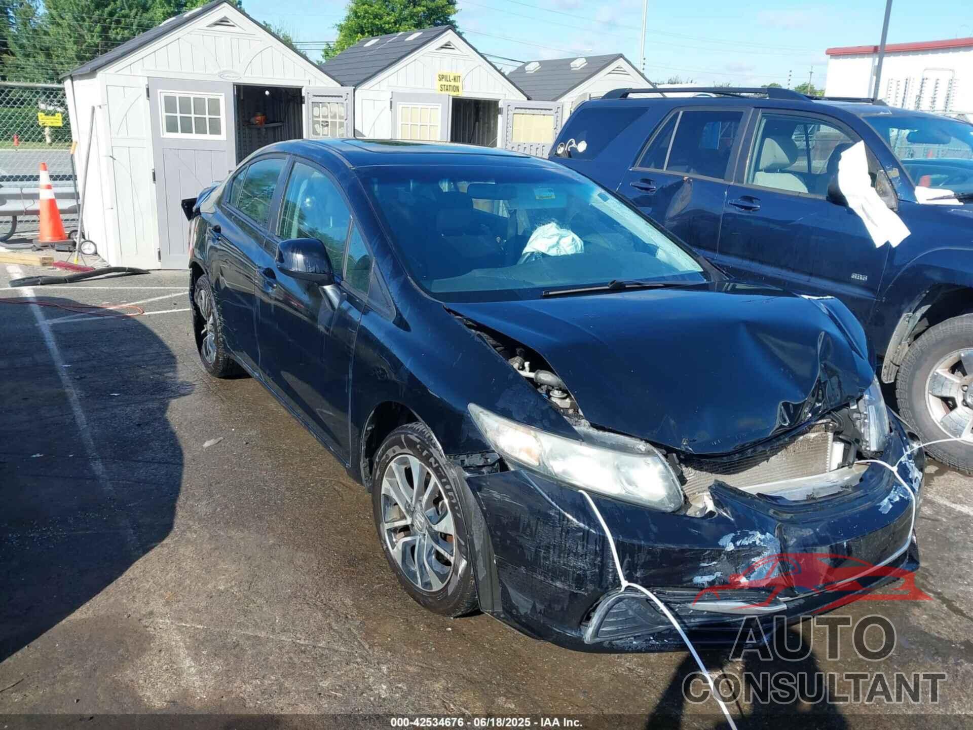 HONDA CIVIC 2013 - 19XFB2F88DE044984