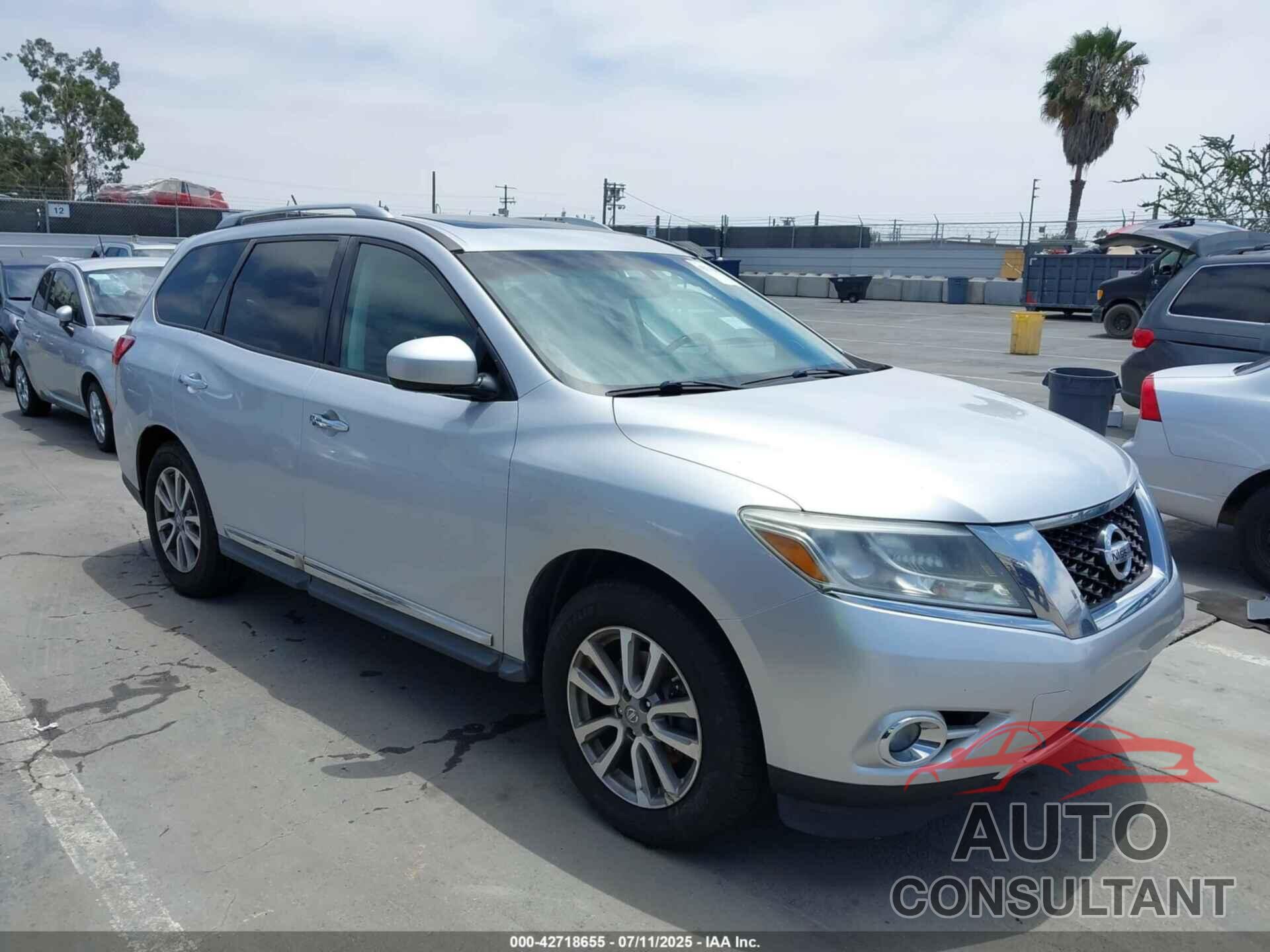 NISSAN PATHFINDER 2013 - 5N1AR2MM9DC614001