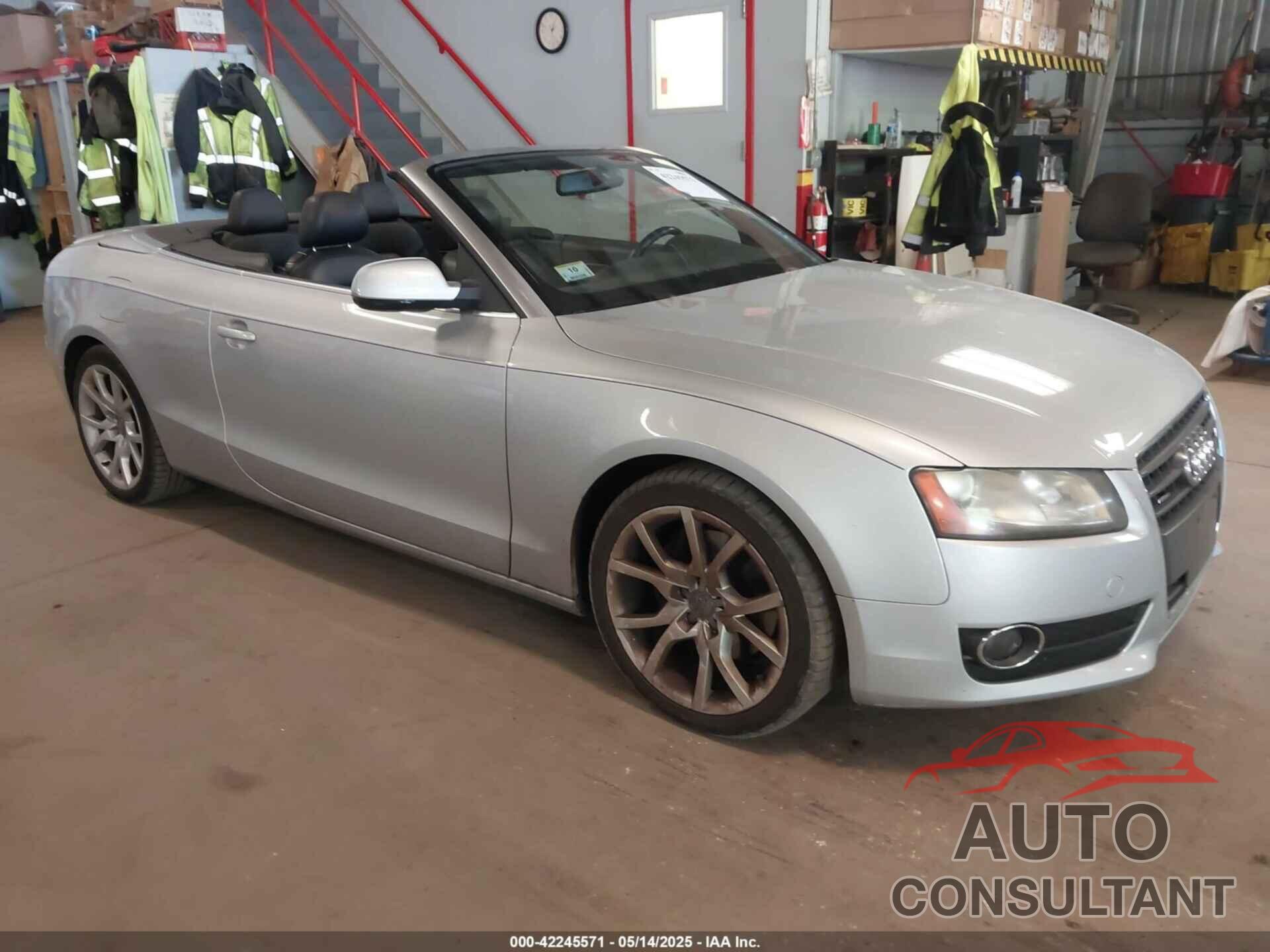 AUDI A5 2011 - WAUCFAFH9BN010978