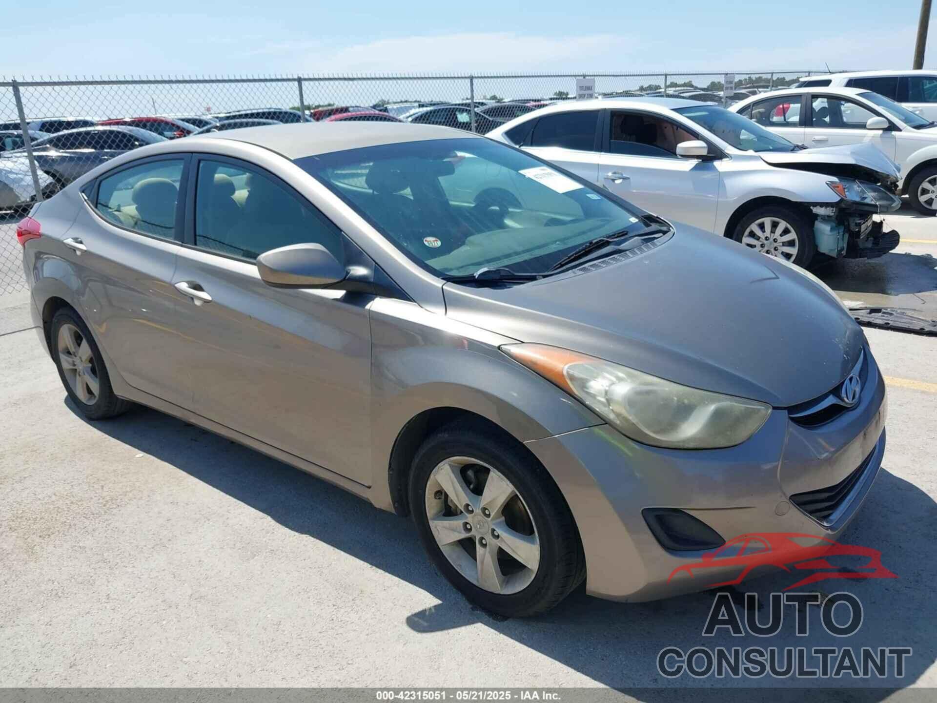 HYUNDAI ELANTRA 2011 - 5NPDH4AE8BH050520