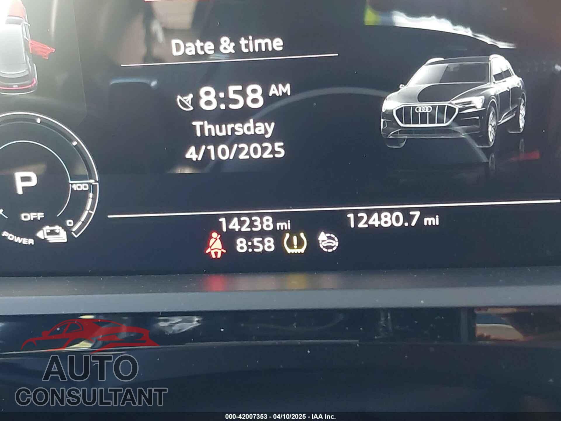 AUDI E-TRON 2019 - WA1VAAGE2KB021539