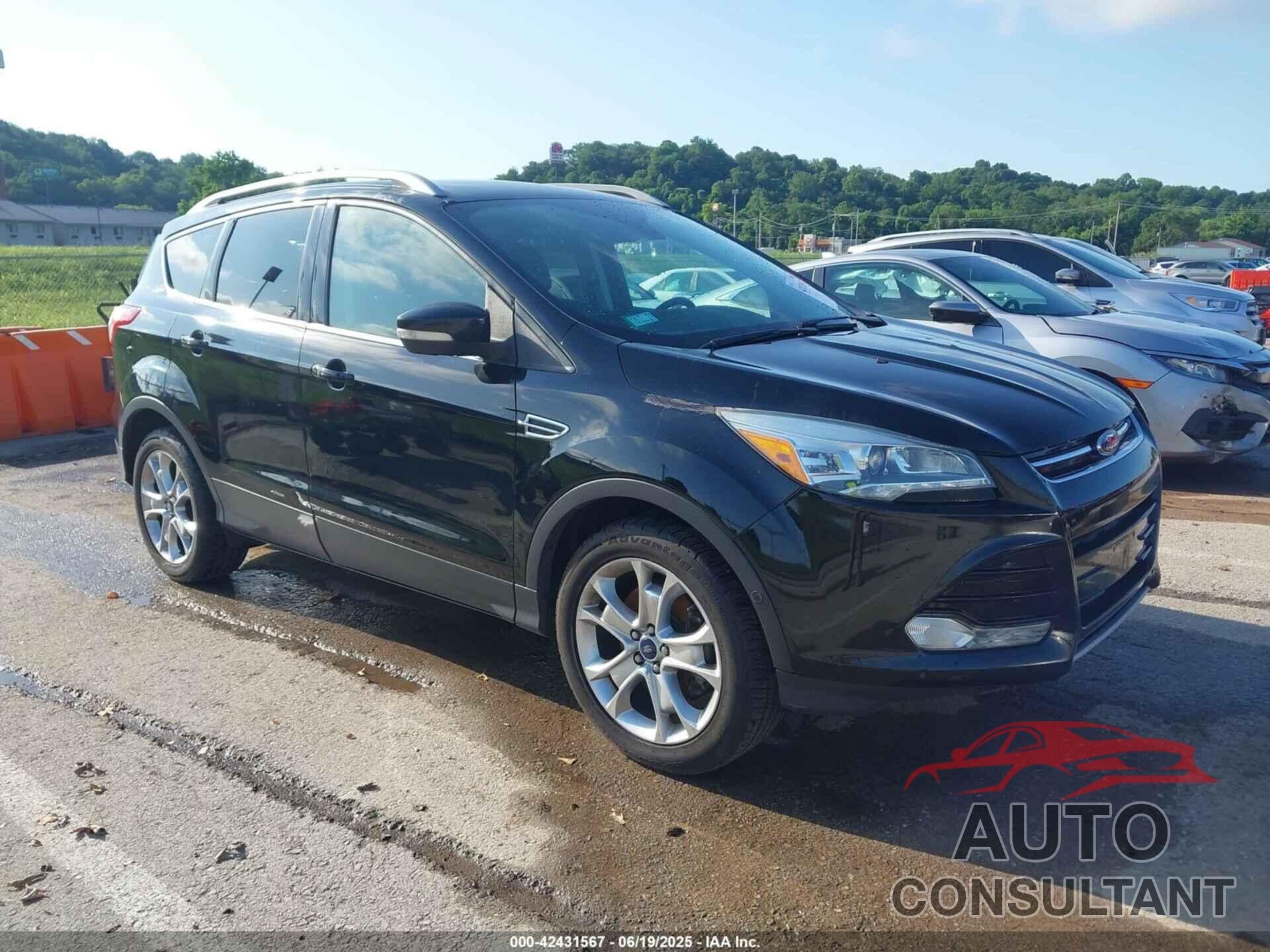 FORD ESCAPE 2016 - 1FMCU9J97GUC21242