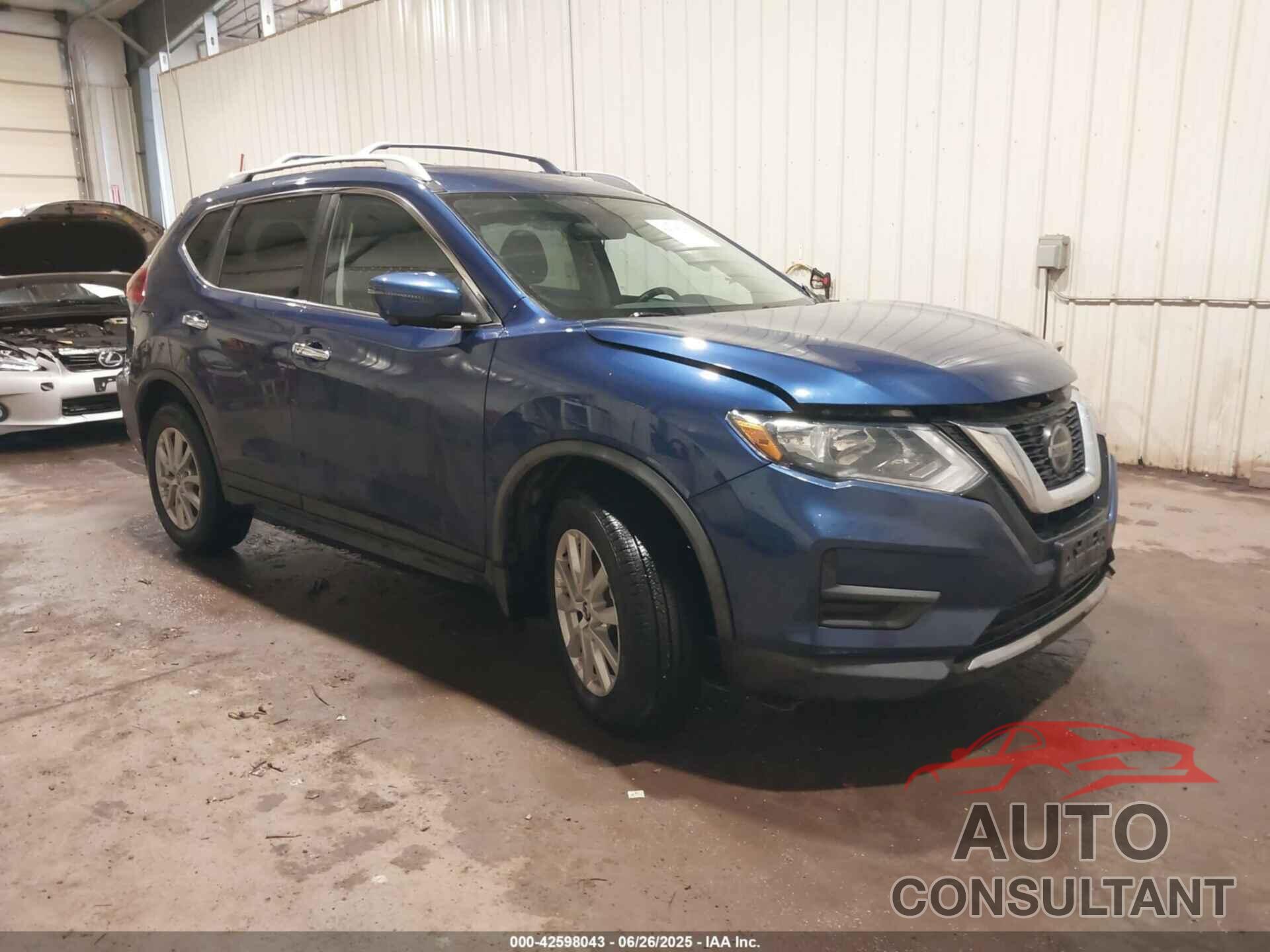 NISSAN ROGUE 2018 - KNMAT2MV1JP566139
