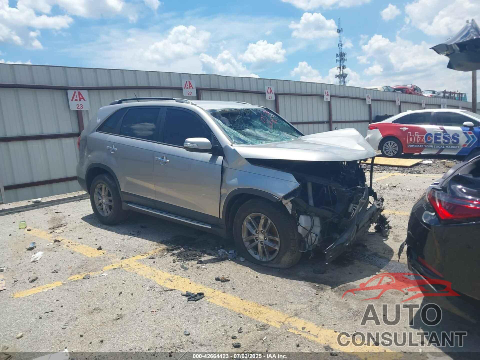 KIA SORENTO 2015 - 5XYKT4A67FG600382