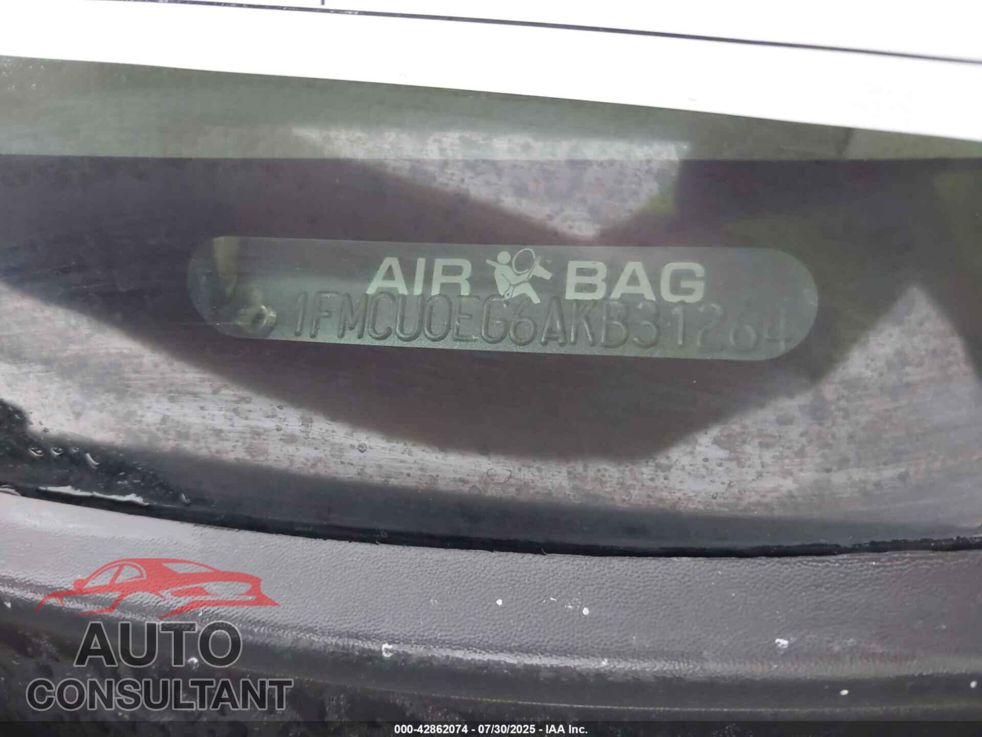 FORD ESCAPE 2010 - 1FMCU0EG6AKB31264