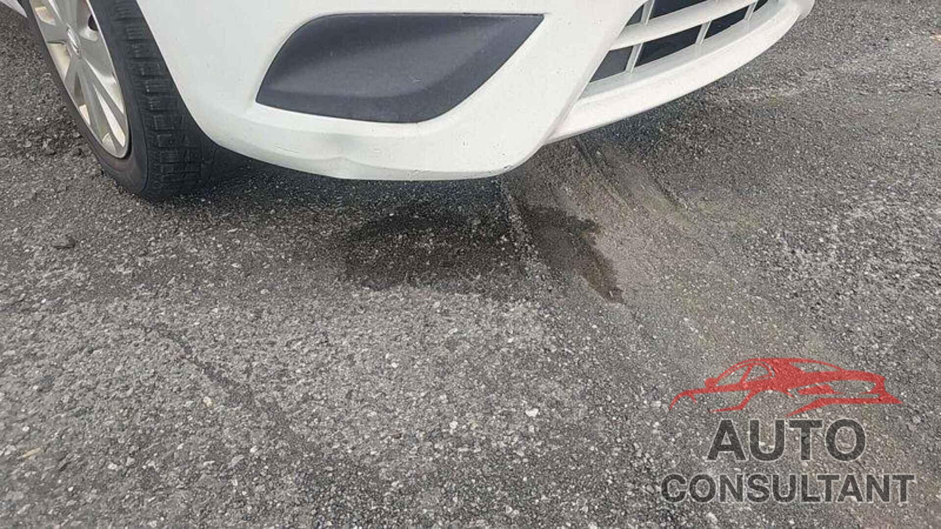 NISSAN VERSA 2017 - 3N1CN7AP3HL904445
