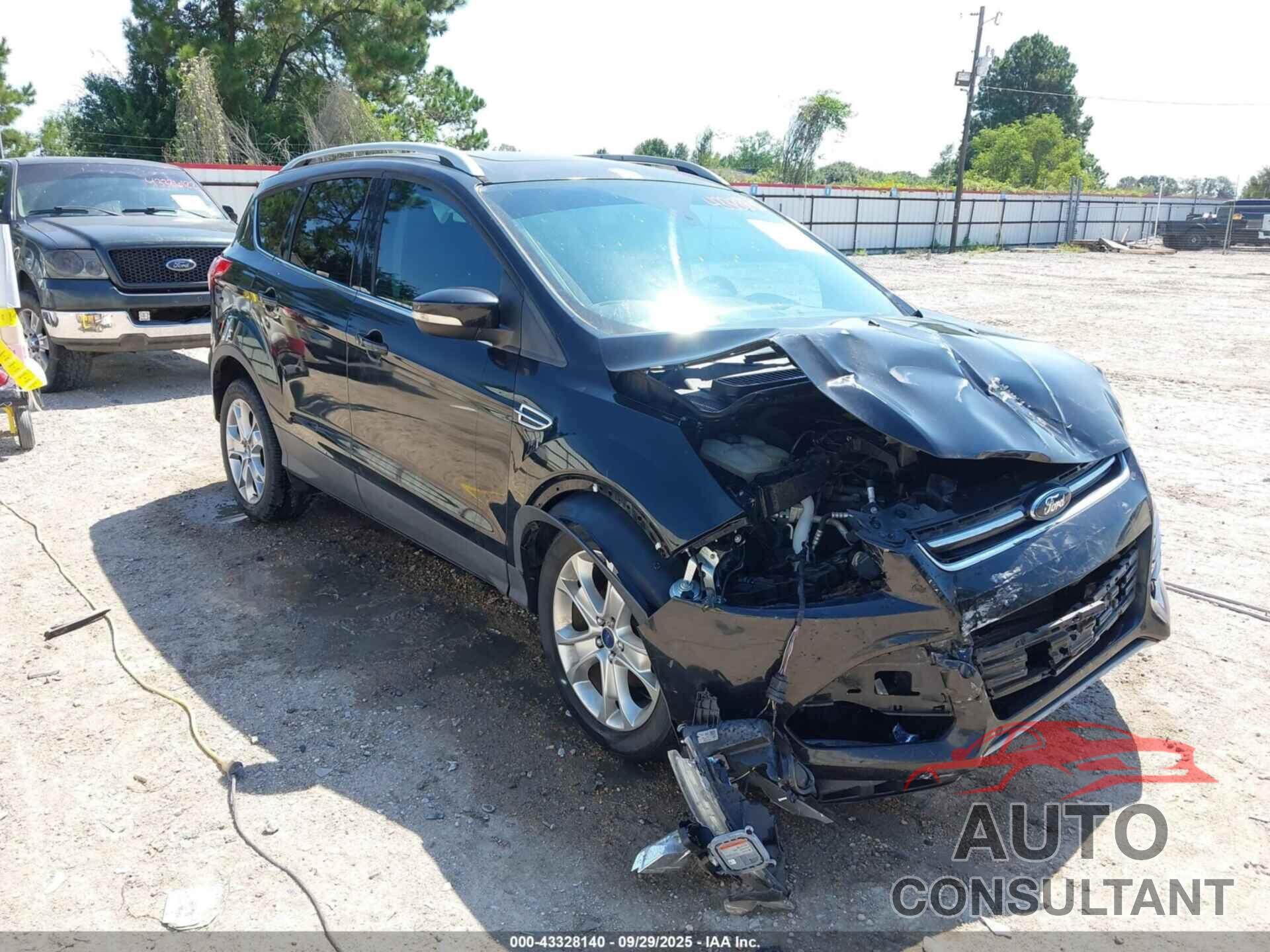 FORD ESCAPE 2016 - 1FMCU0JX1GUA07907