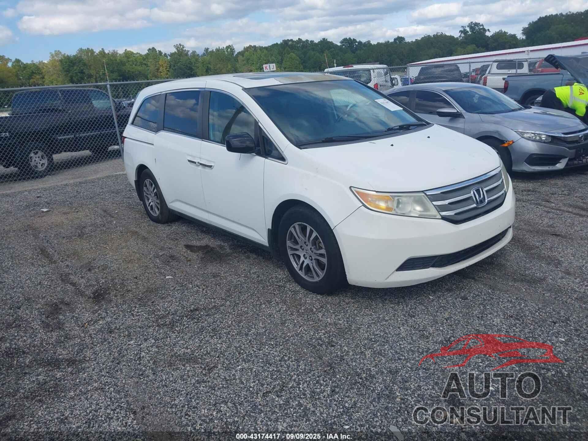 HONDA ODYSSEY 2011 - 5FNRL5H69BB008235