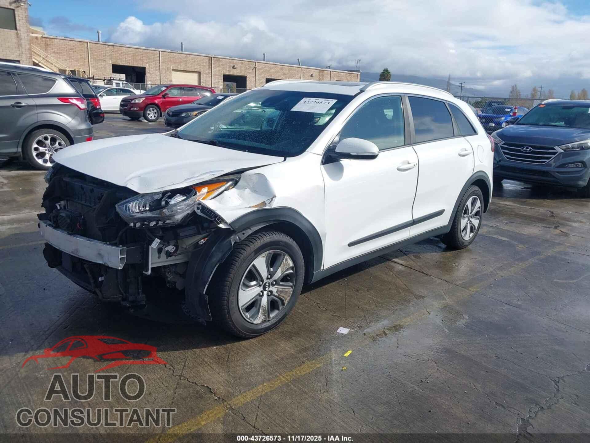 KIA NIRO 2017 - KNDCC3LC8H5057038