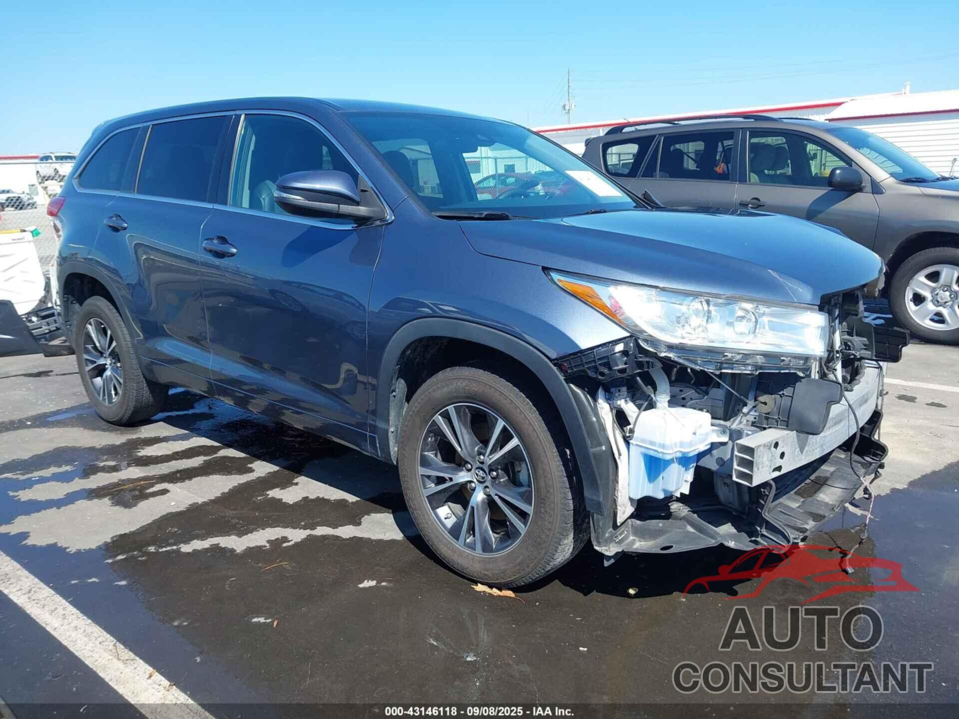 TOYOTA HIGHLANDER 2018 - 5TDZZRFH8JS253337