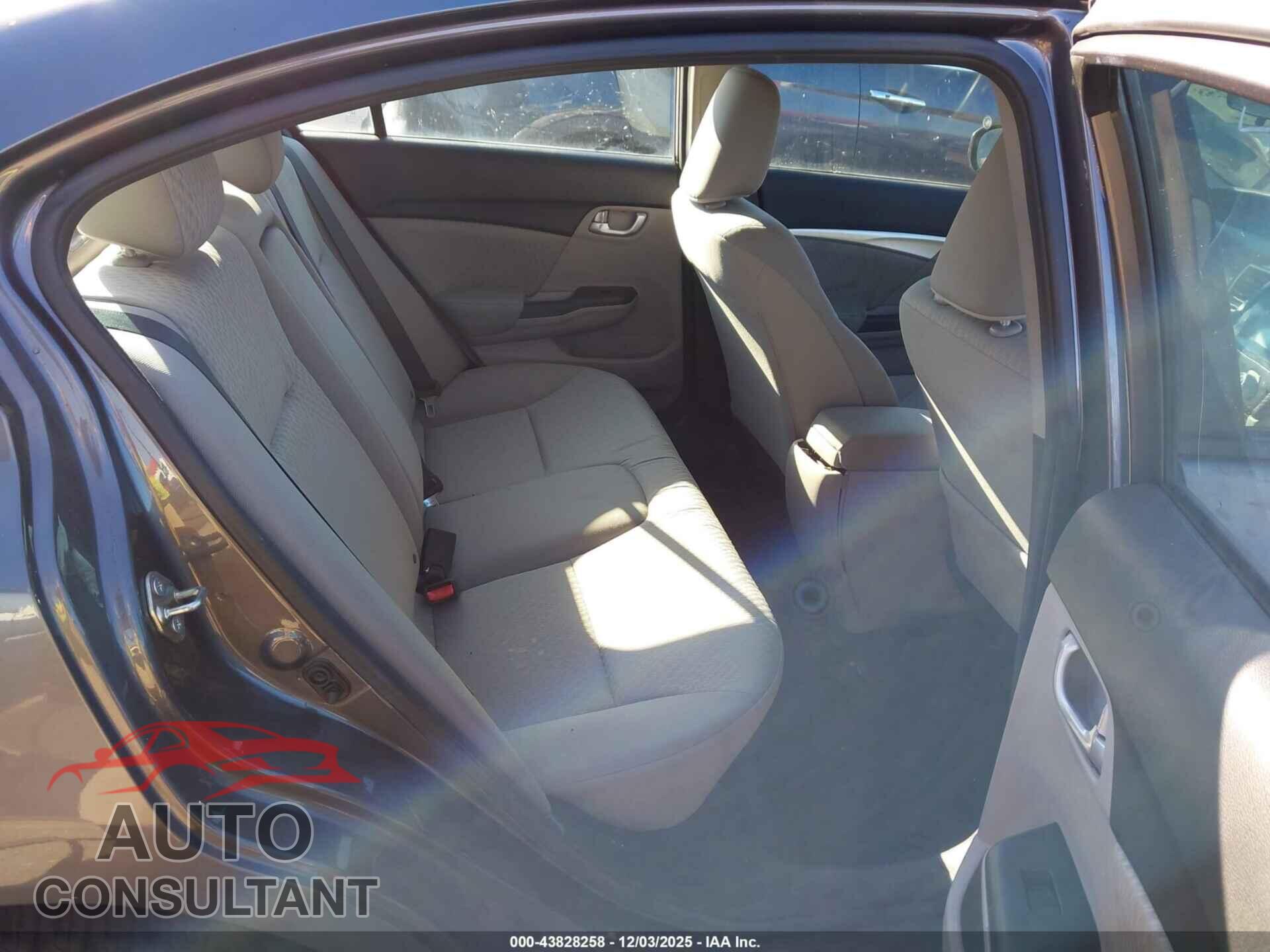 HONDA CIVIC 2015 - 19XFB2F81FE223015