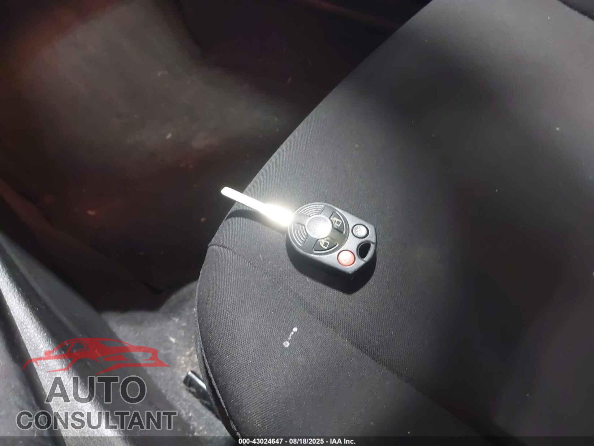 FORD FOCUS 2016 - 1FADP3F25GL223544