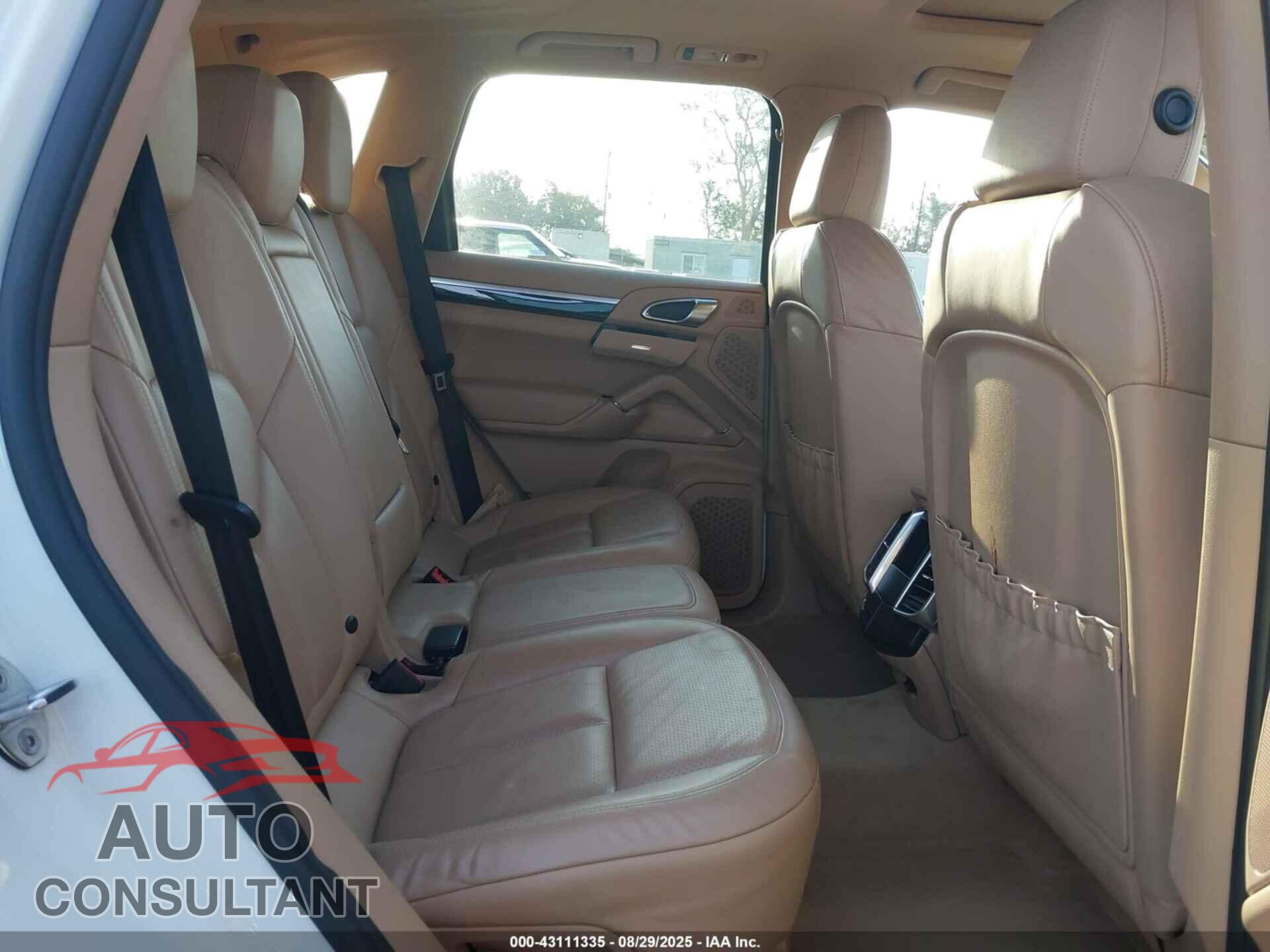 PORSCHE CAYENNE 2011 - WP1AA2A22BLA03981