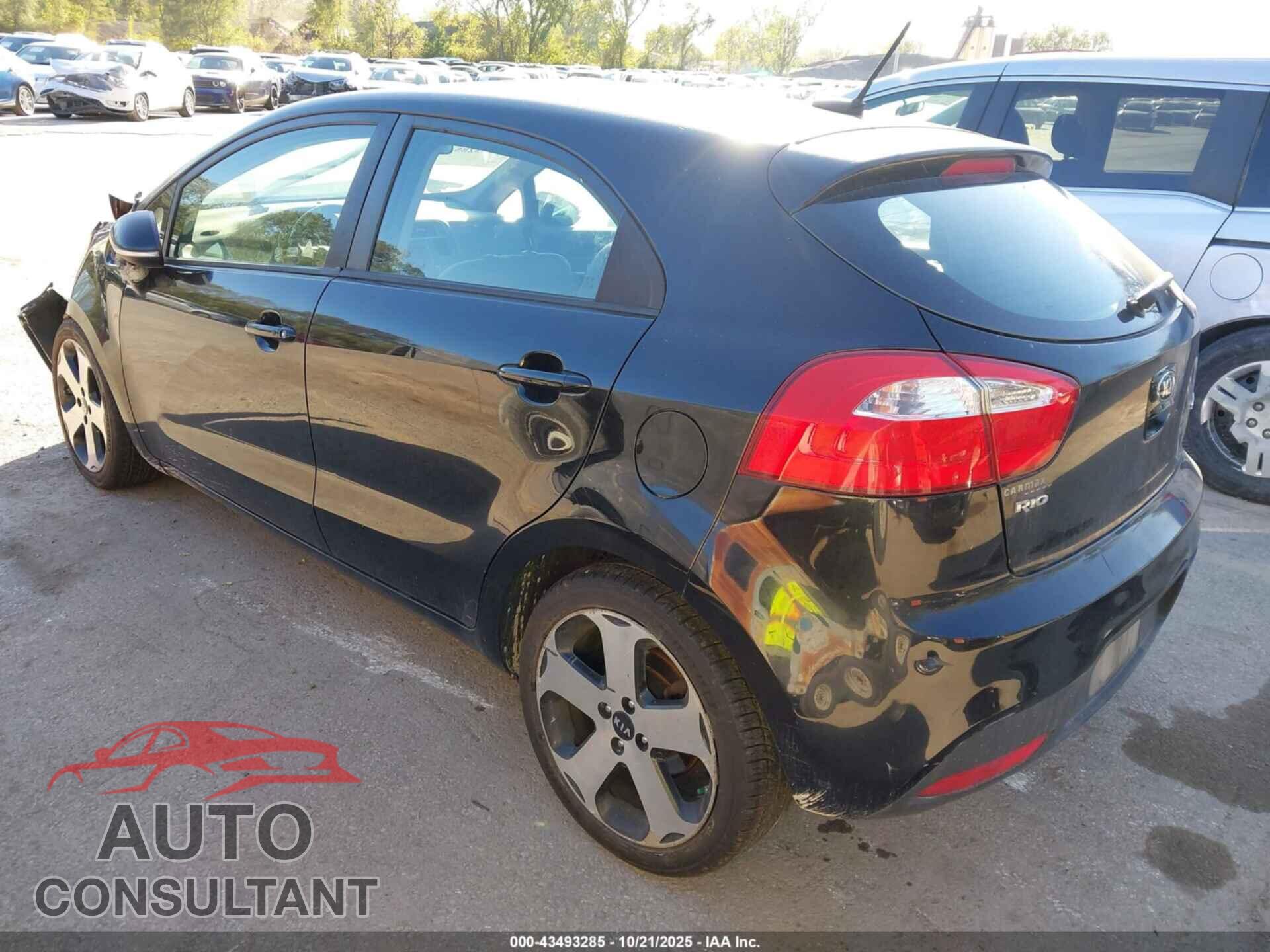 KIA RIO 2015 - KNADN5A32F6500656