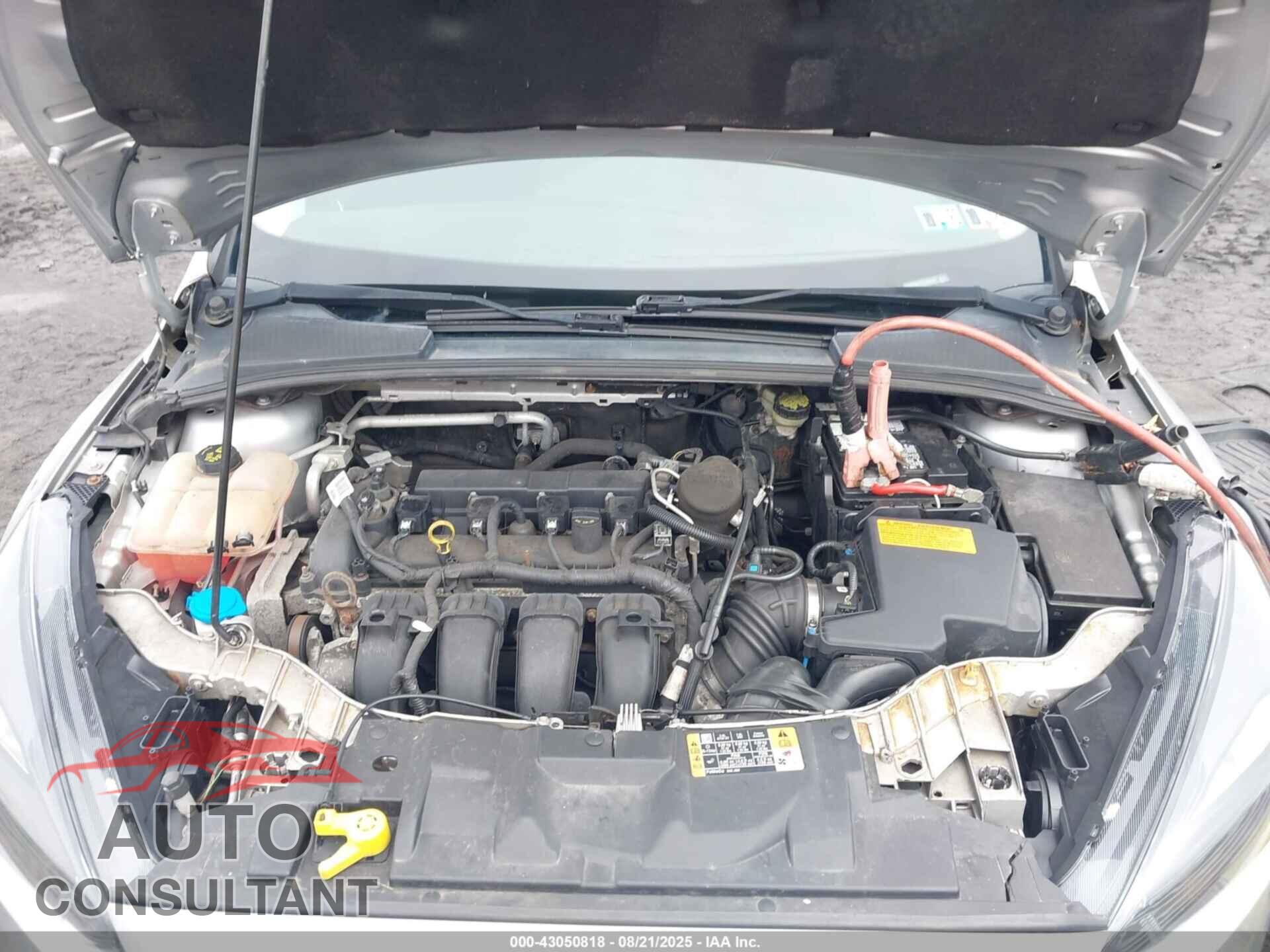 FORD FOCUS 2015 - 1FADP3F21FL280256