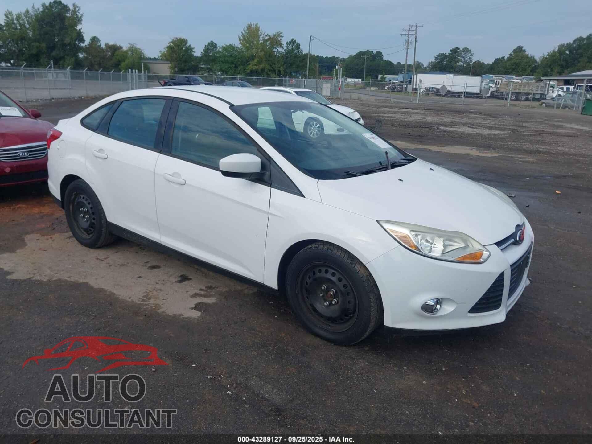 FORD FOCUS 2012 - 1FAHP3F26CL310302